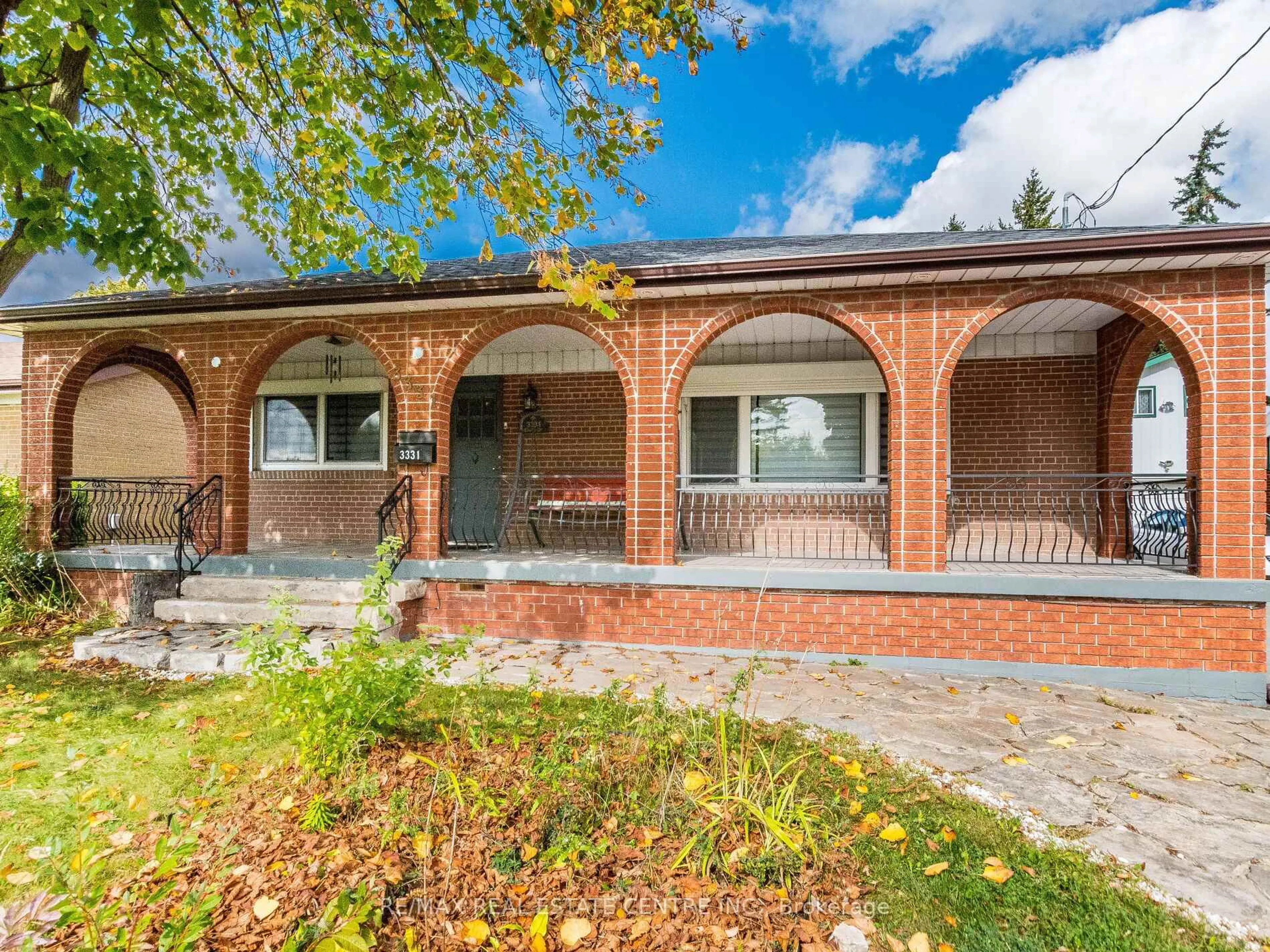 Home with brick exterior material, street for 3331 Etude Dr, Mississauga Ontario L4T 1T4