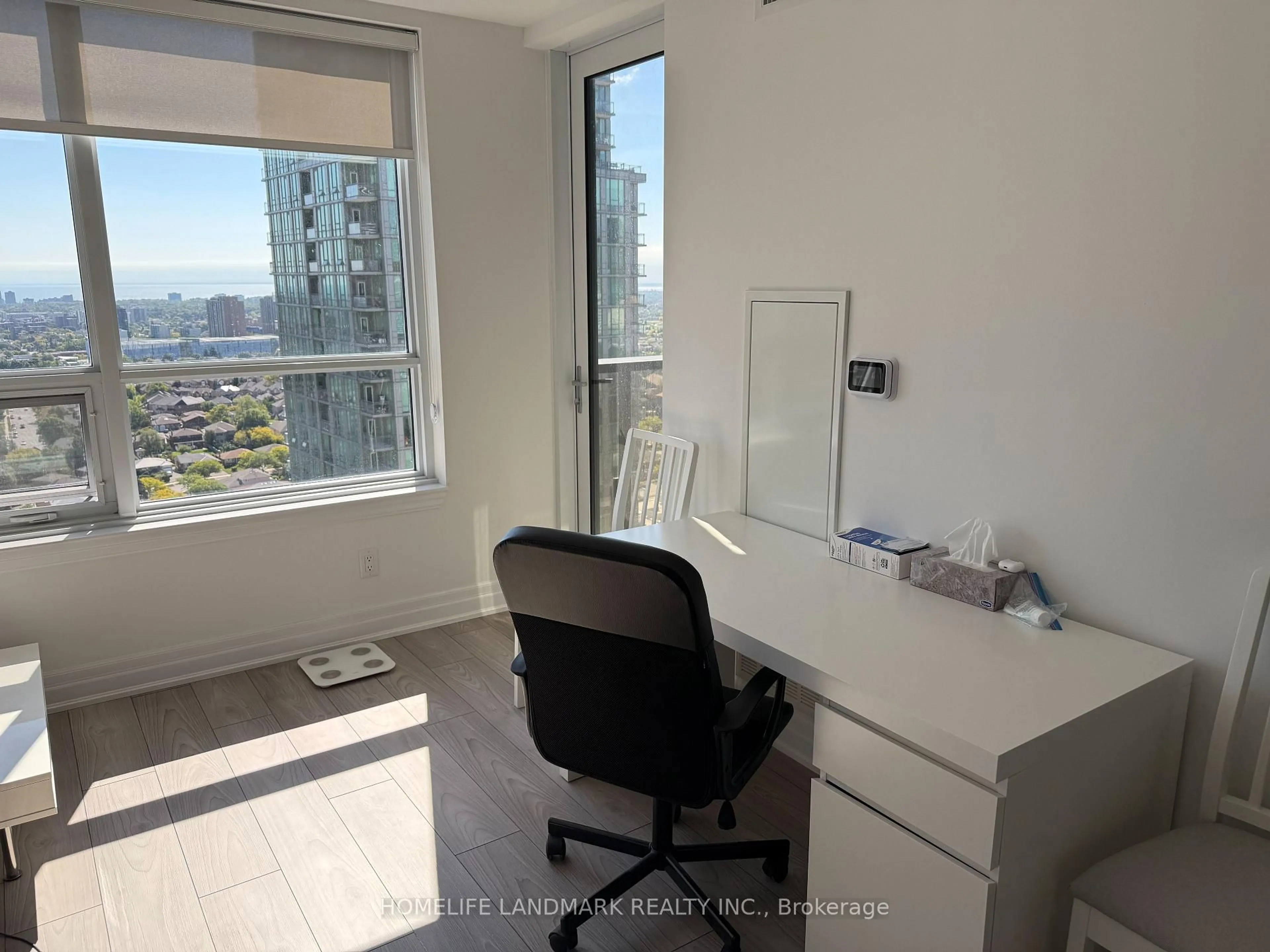 A pic of a room for 36 ELM Dr #2506, Mississauga Ontario L5B 0N3