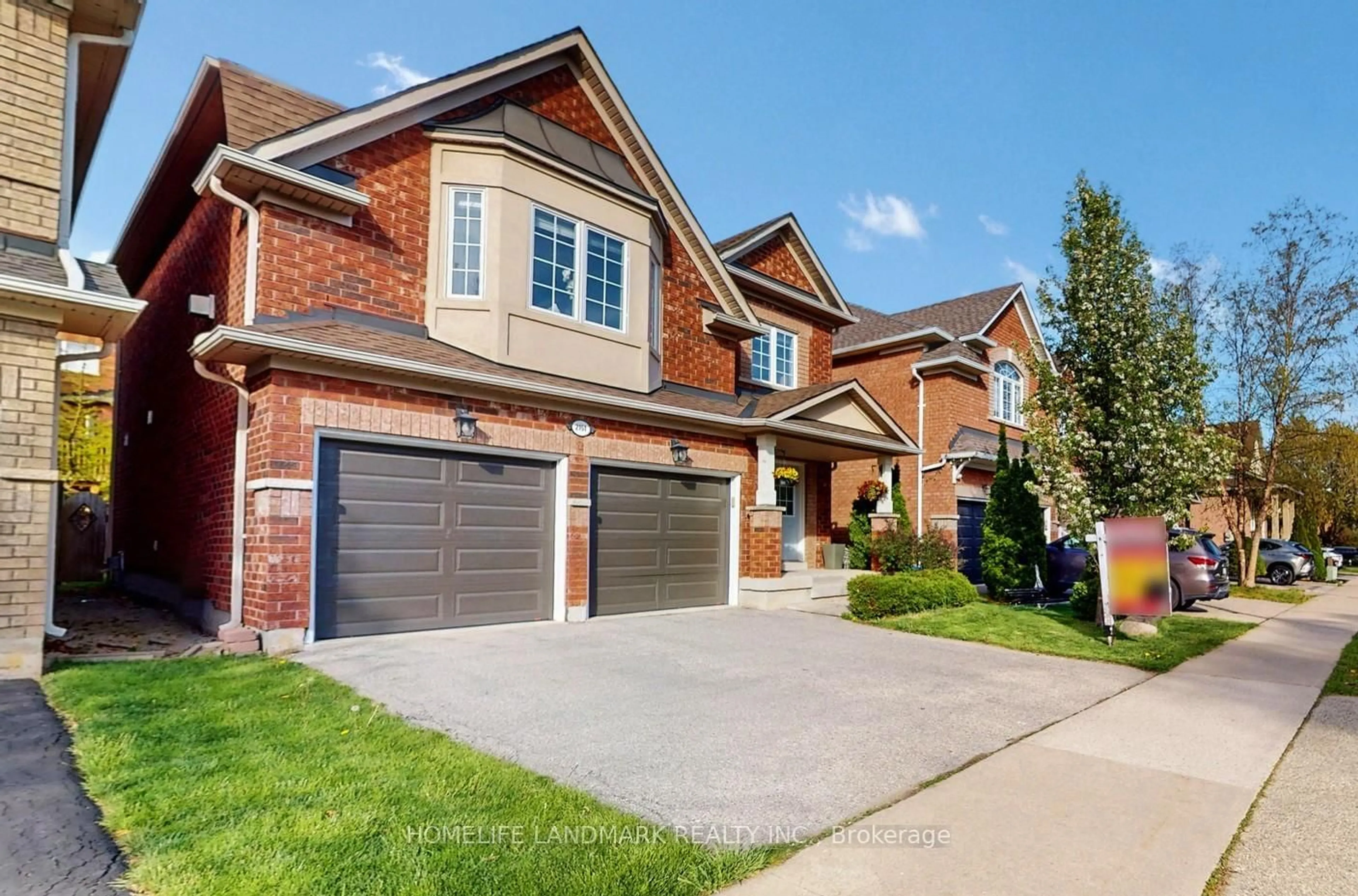 Home with brick exterior material, street for 2151 Orchard Rd, Burlington Ontario L7L 7K6