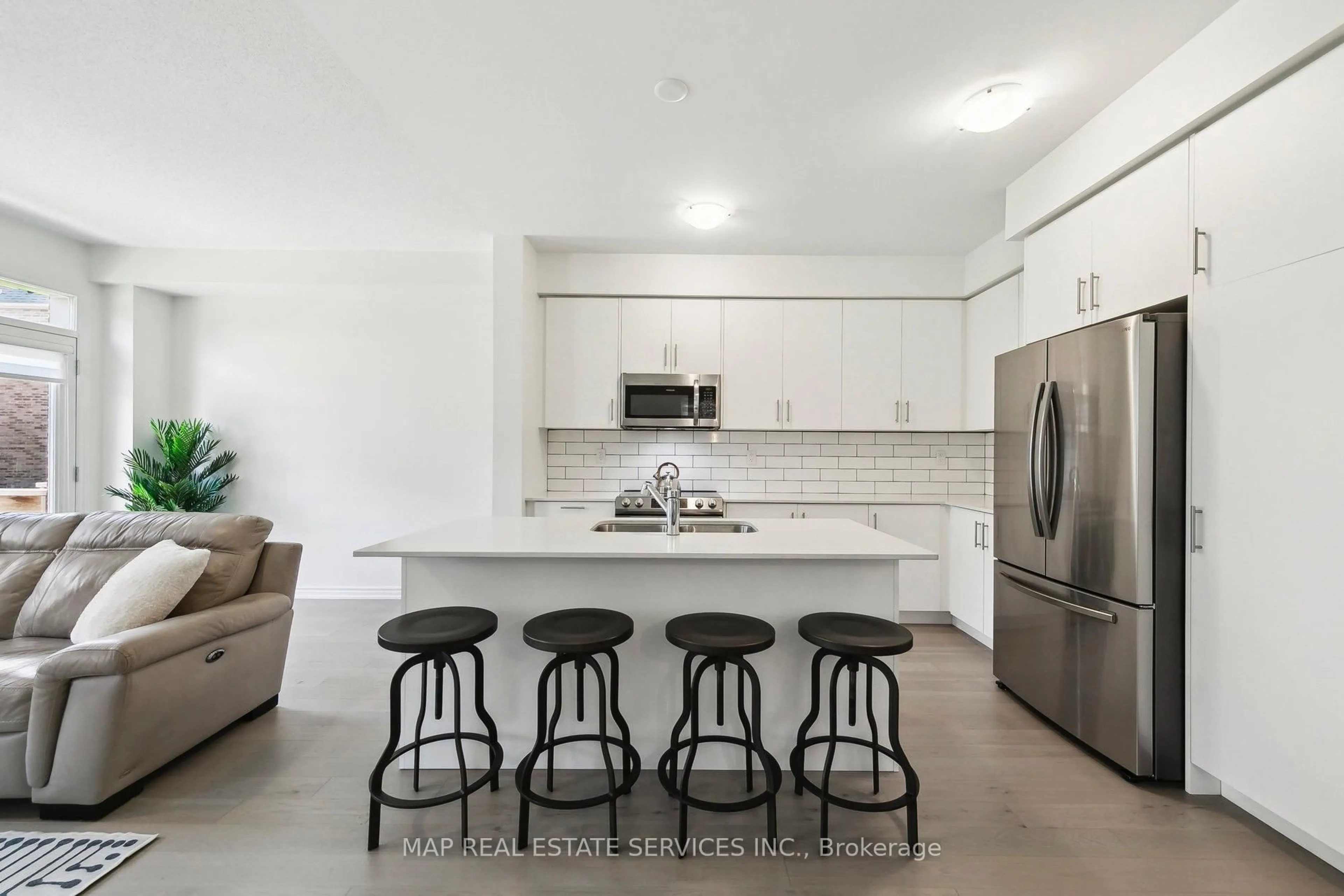 Open concept kitchen, ceramic/tile floor for 1515 Kovachik Blvd, Milton Ontario L9E 1T4