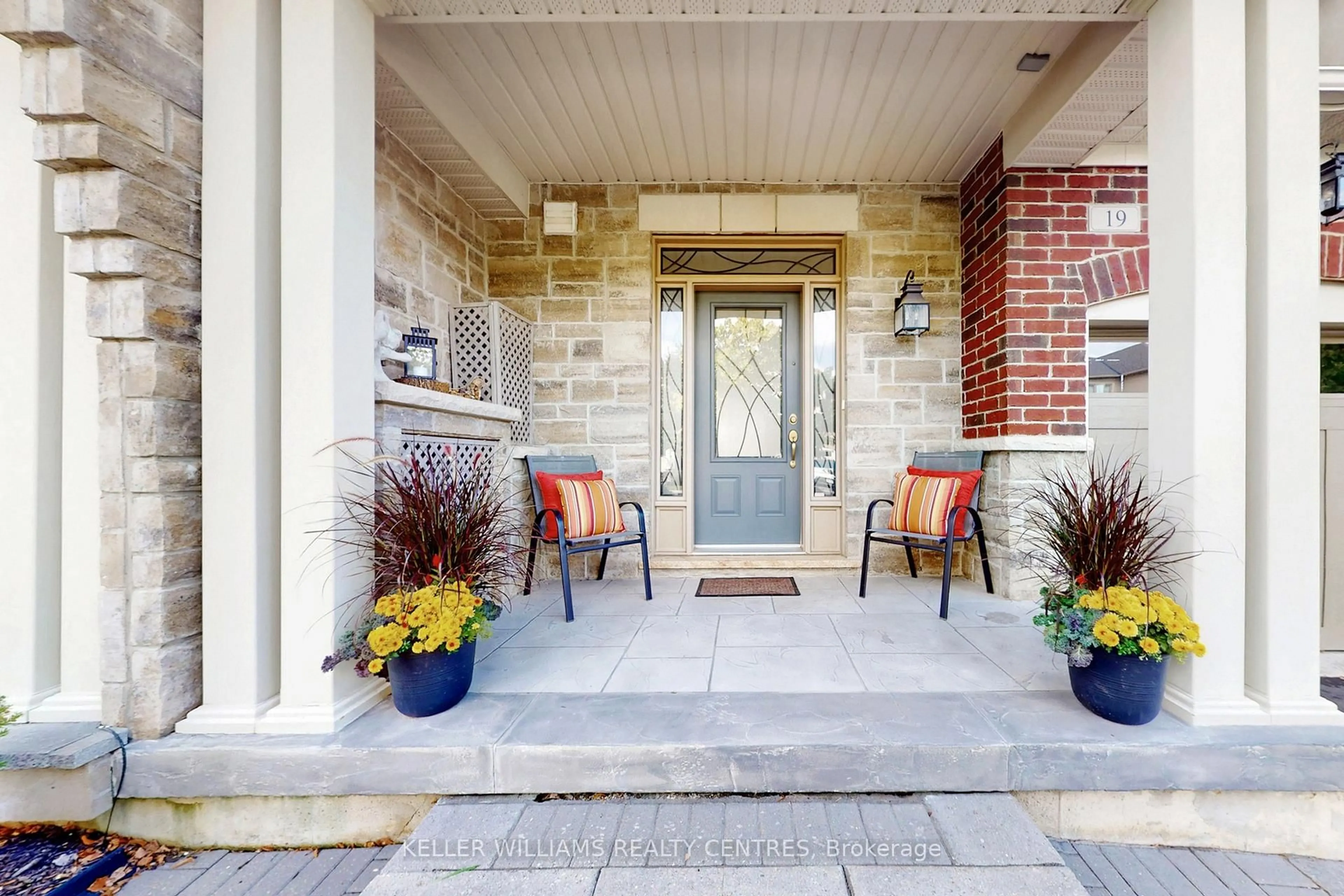 Unknown for 19 Diamond Leaf Lane, Halton Hills Ontario L7G 0G7
