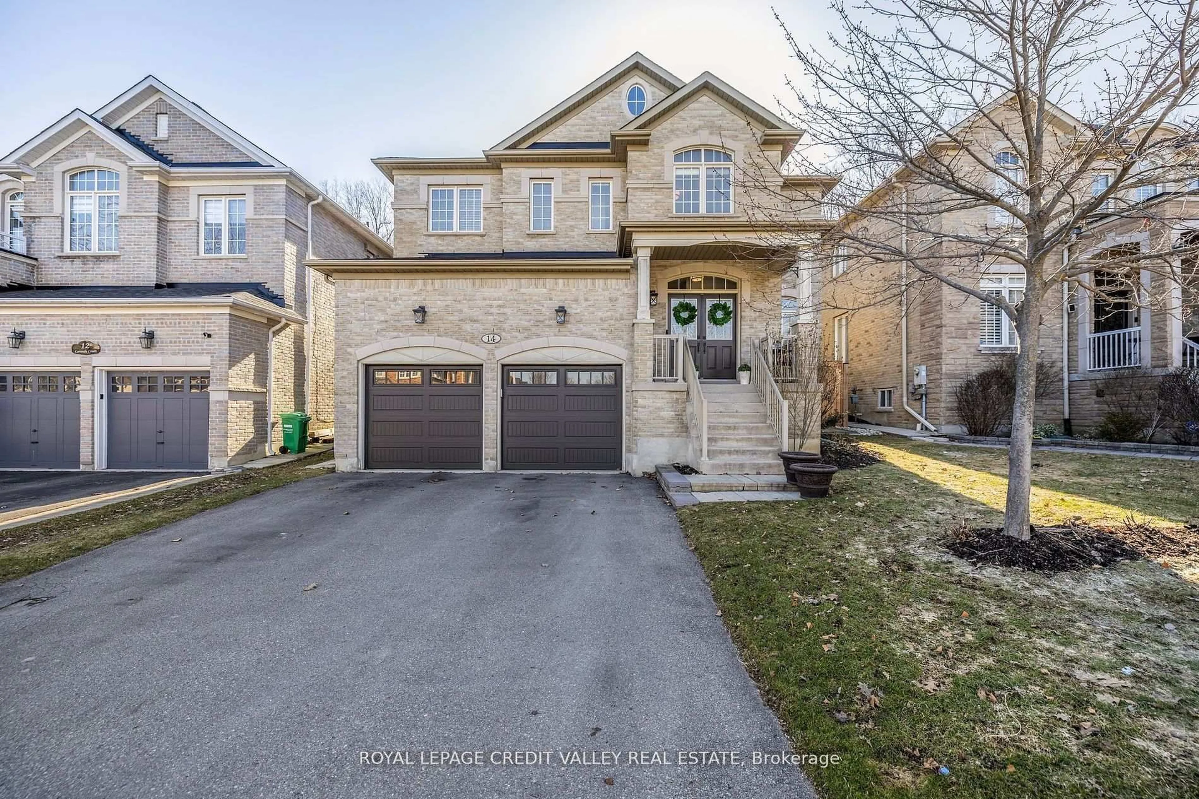 Home with brick exterior material, street for 14 Larande Crt, Brampton Ontario L6Y 0M3