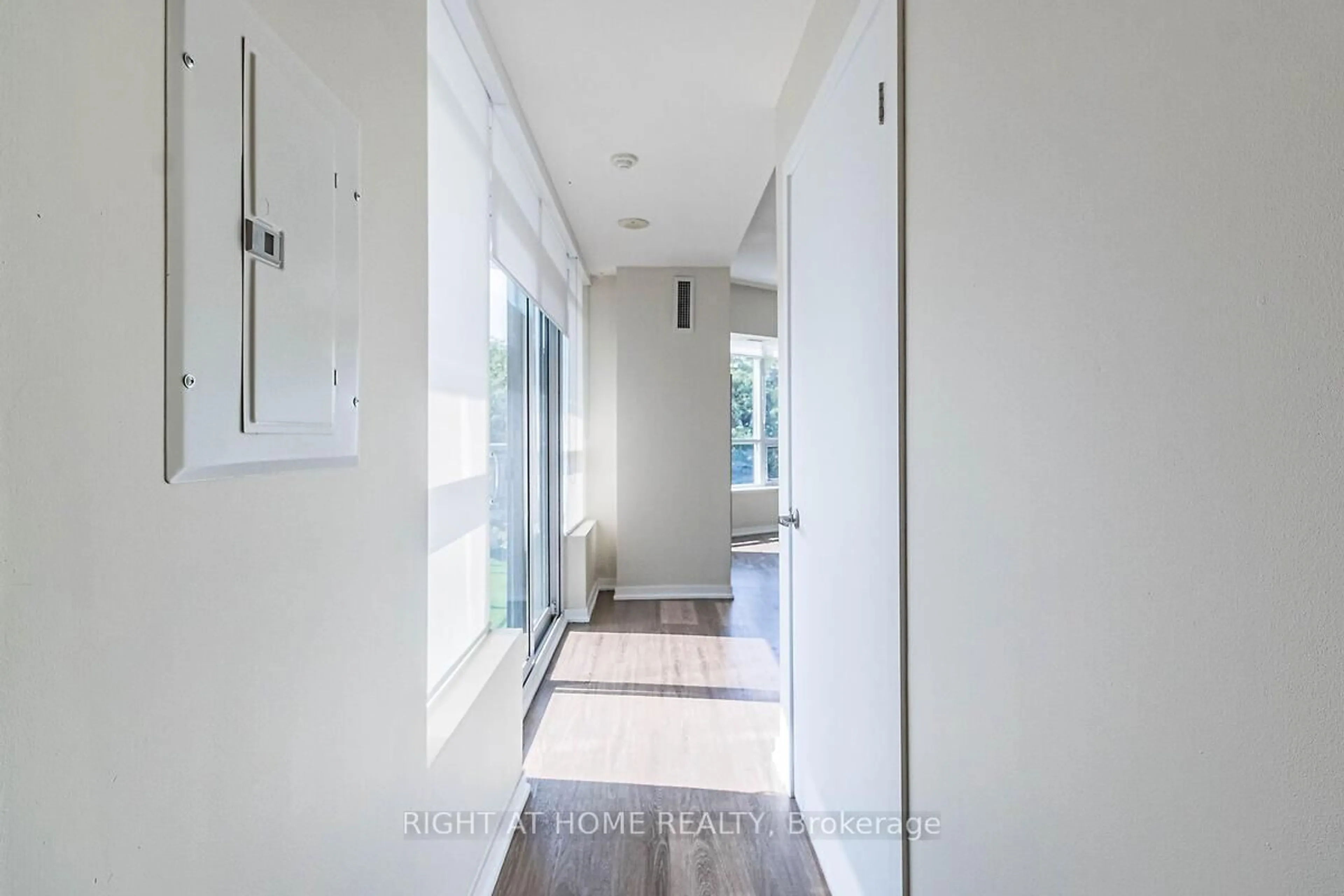 Unknown for 38 Joe Shuster Way #318, Toronto Ontario M6K 0A5