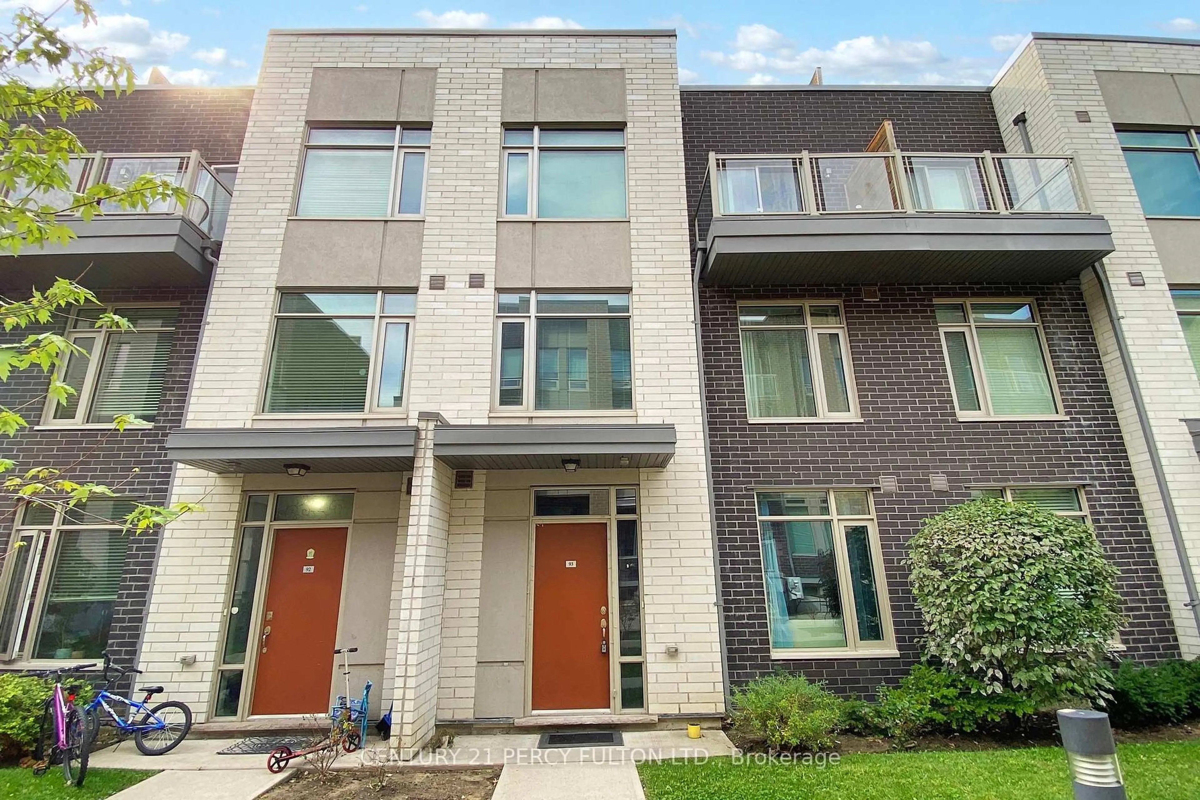 Home with brick exterior material, street for 15 Applewood Lane #93, Toronto Ontario M9C 2Z7