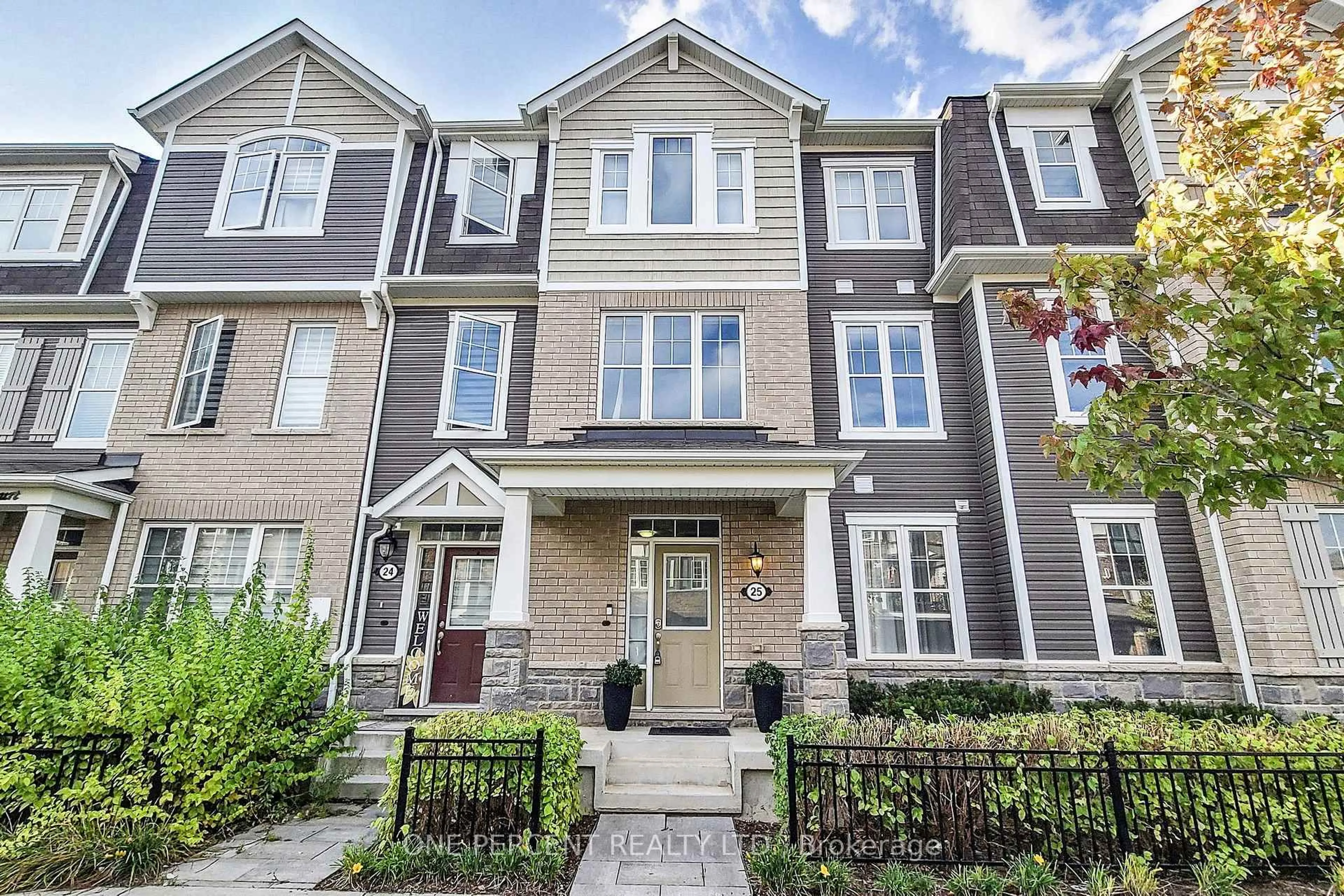 Unknown for 501 Buckeye Crt #25, Milton Ontario L9E 1P3