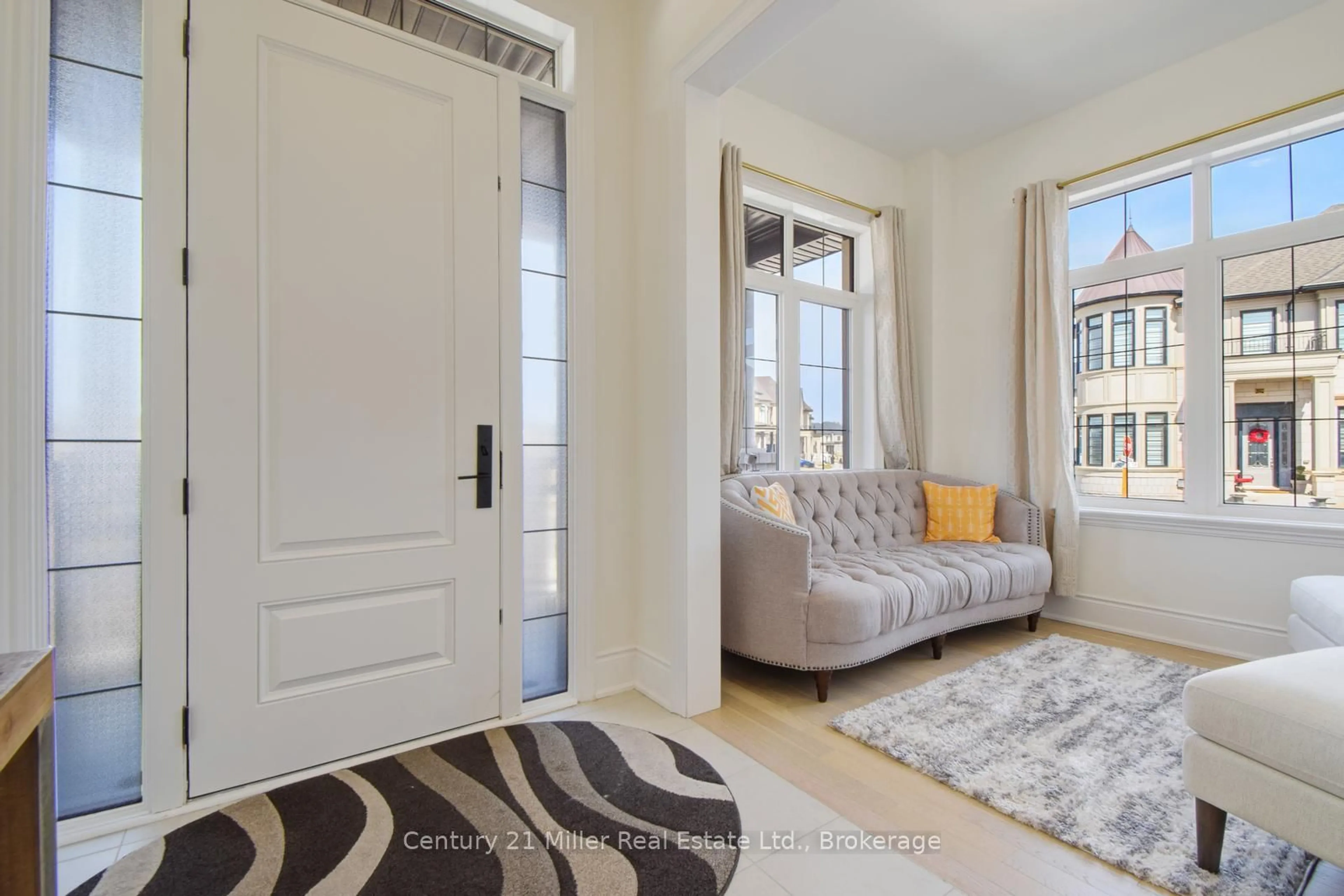 Indoor entryway for 2368 Edward Leaver Tr, Oakville Ontario L6M 5M7