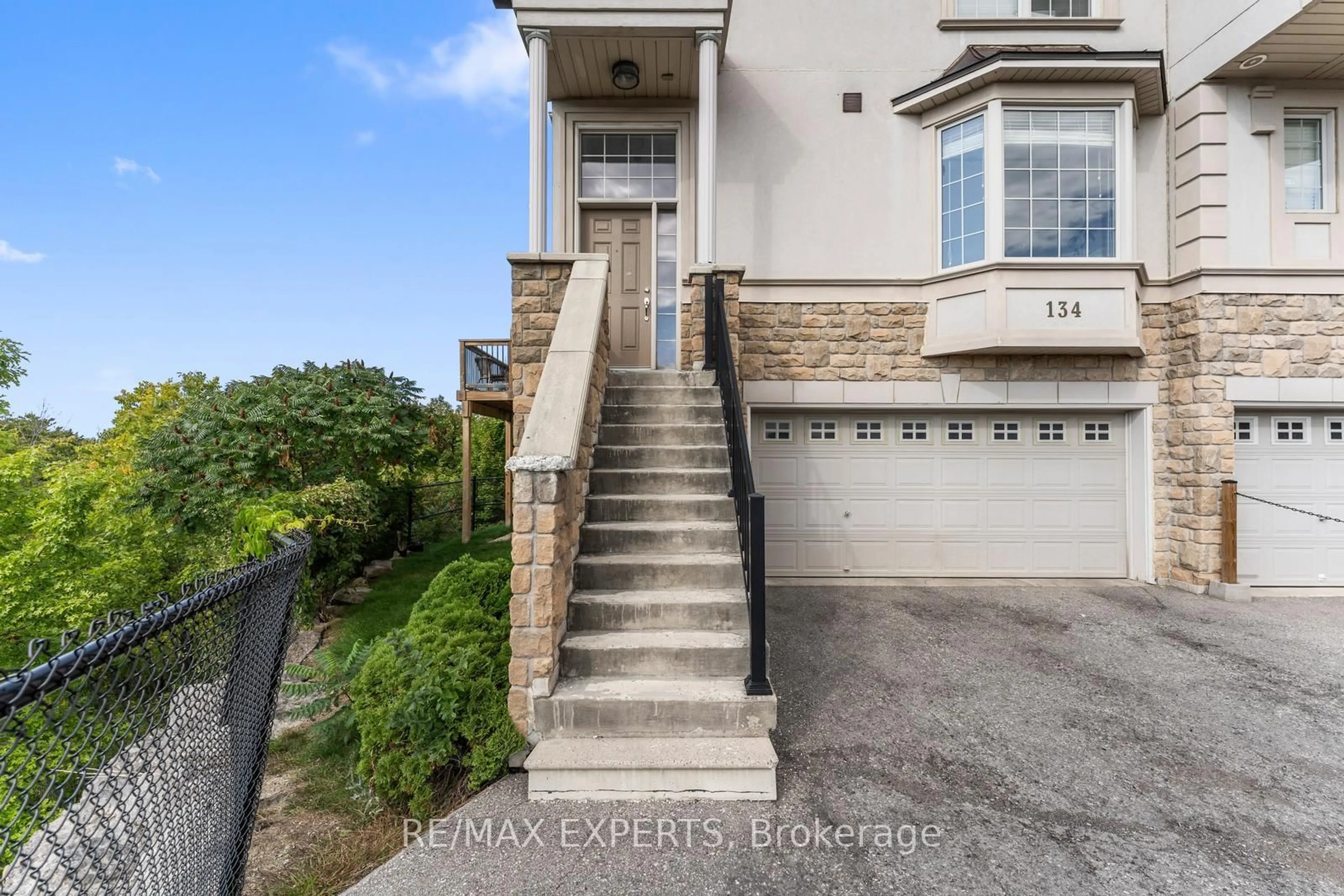 Unknown for 134 Rolling Hills Lane, Caledon Ontario L7E 4E1