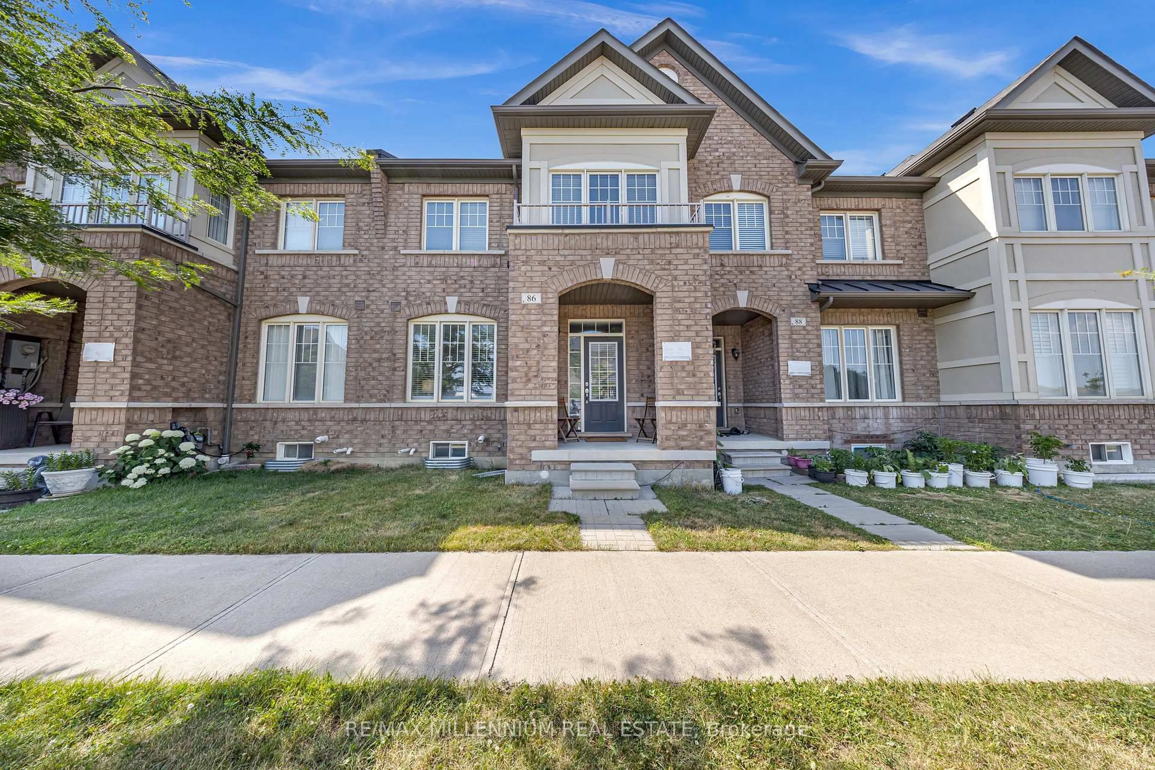 Home with brick exterior material, street for 86 Saint Dennis Rd, Brampton Ontario L6R 0B6