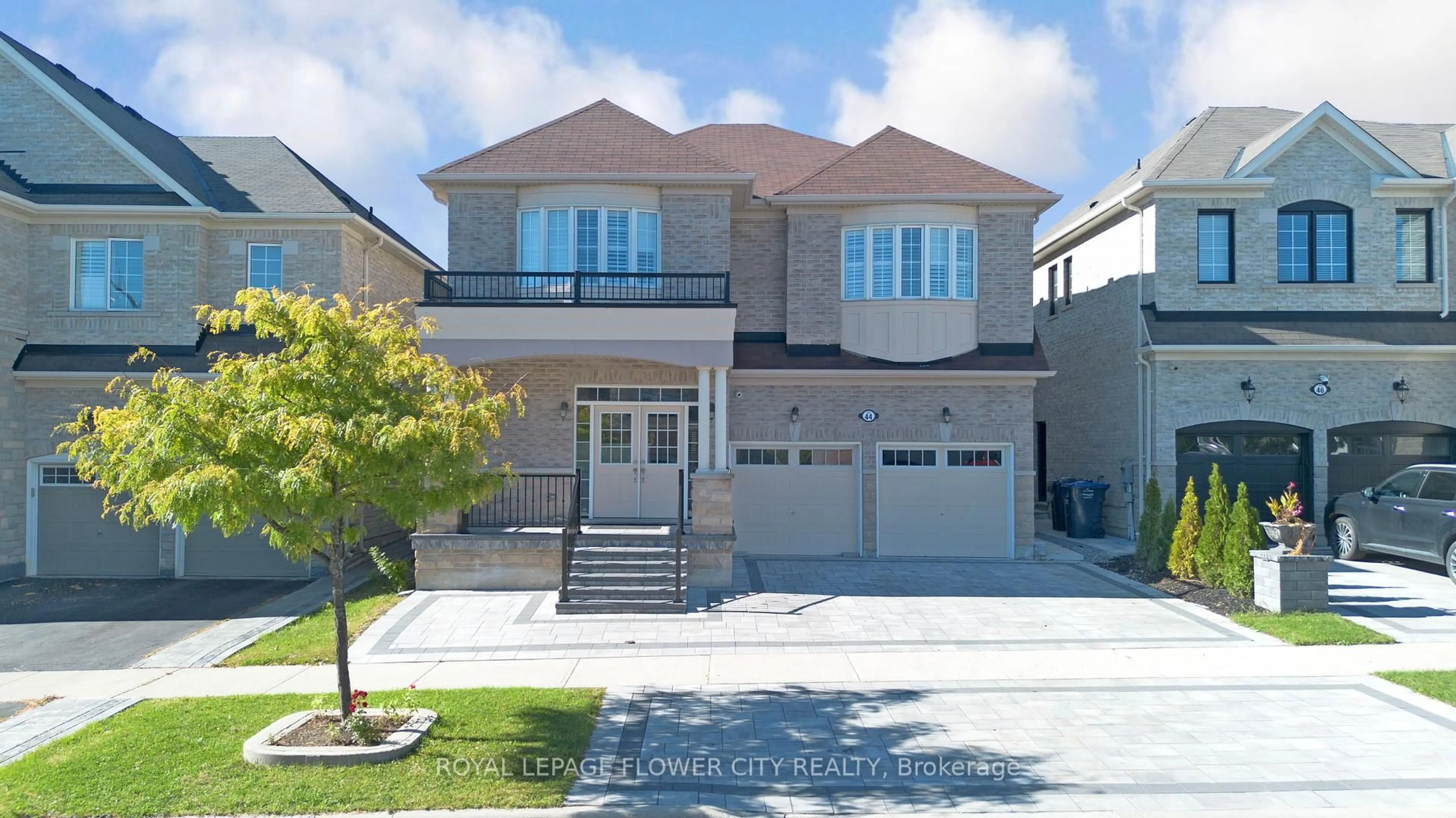 Unknown for 44 YOUNG GARDEN Cres, Brampton Ontario L6Y 6A4