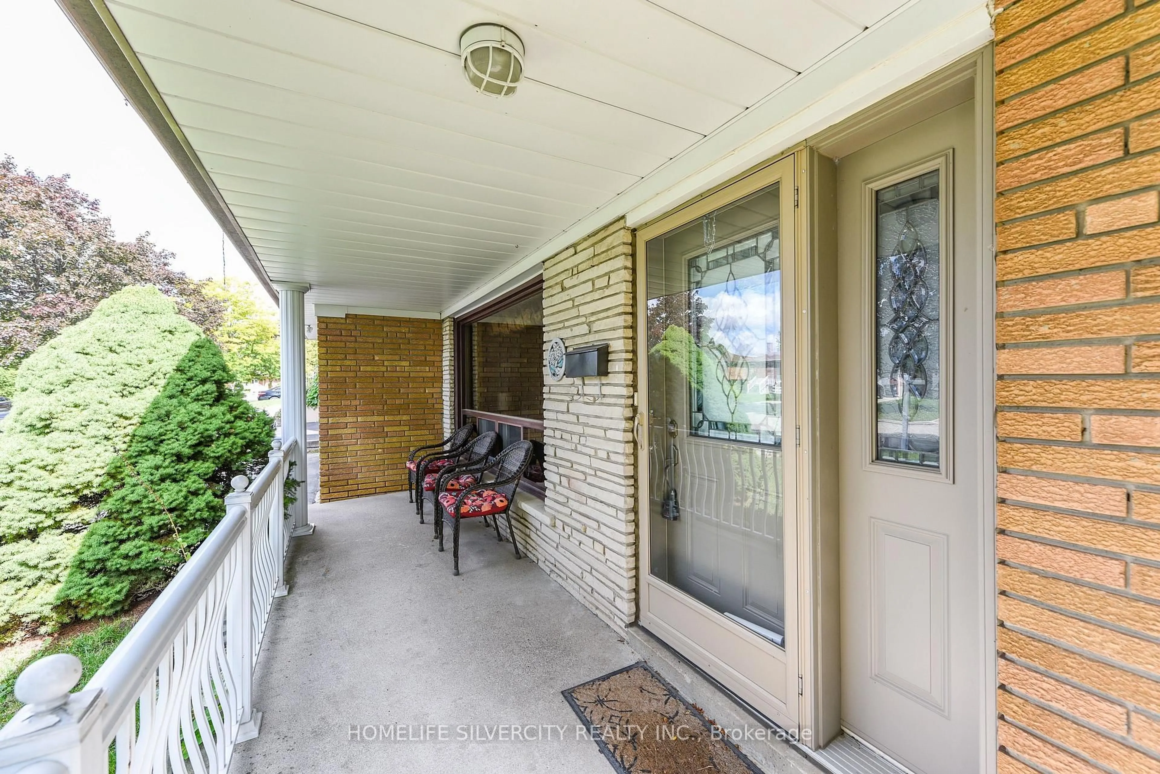 Unknown for 3350 Lehigh Cres, Mississauga Ontario L4T 1W8