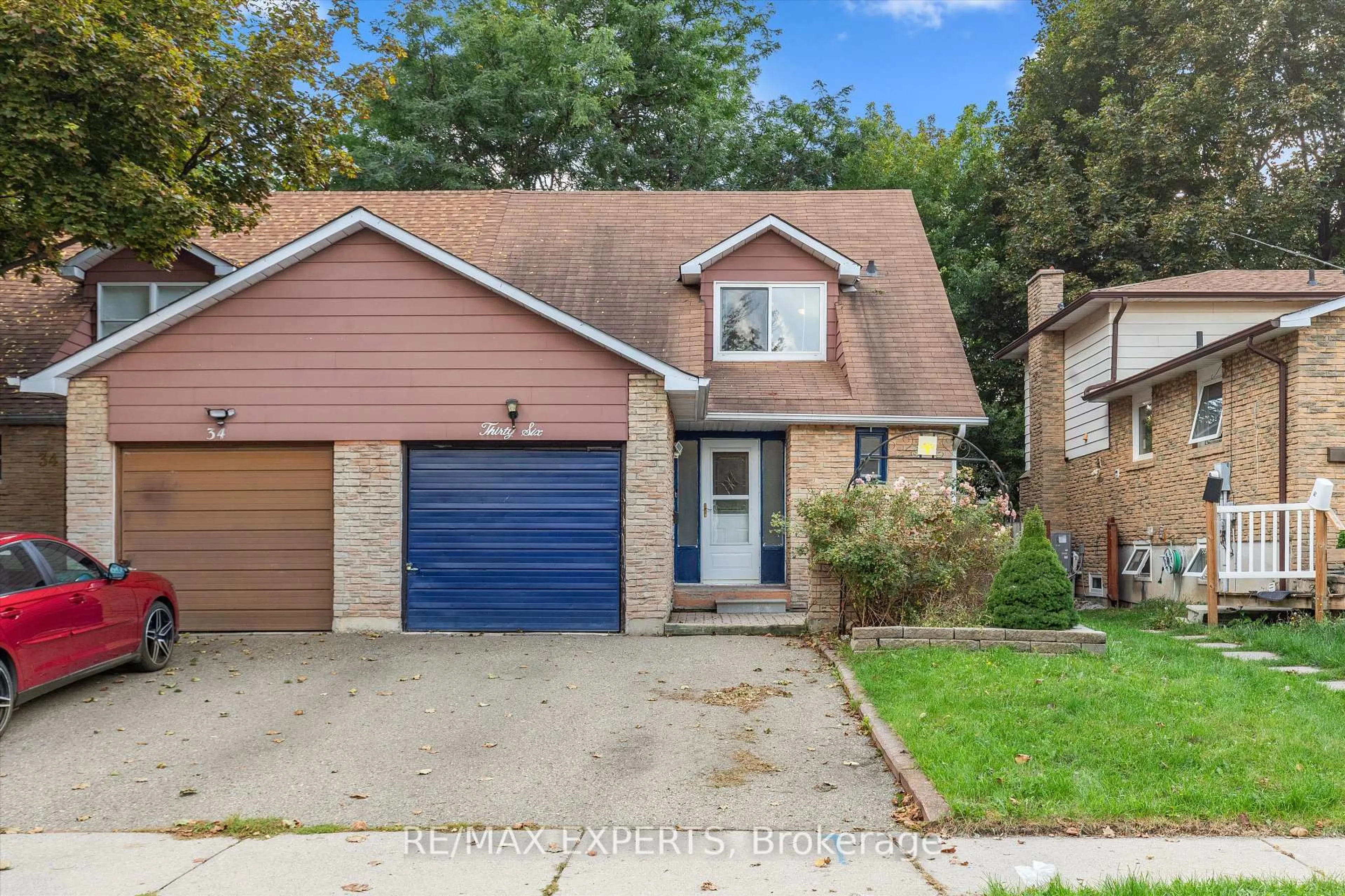 Home with vinyl exterior material, street for 36 Nancy Mccredie Dr, Brampton Ontario L6X 2N5