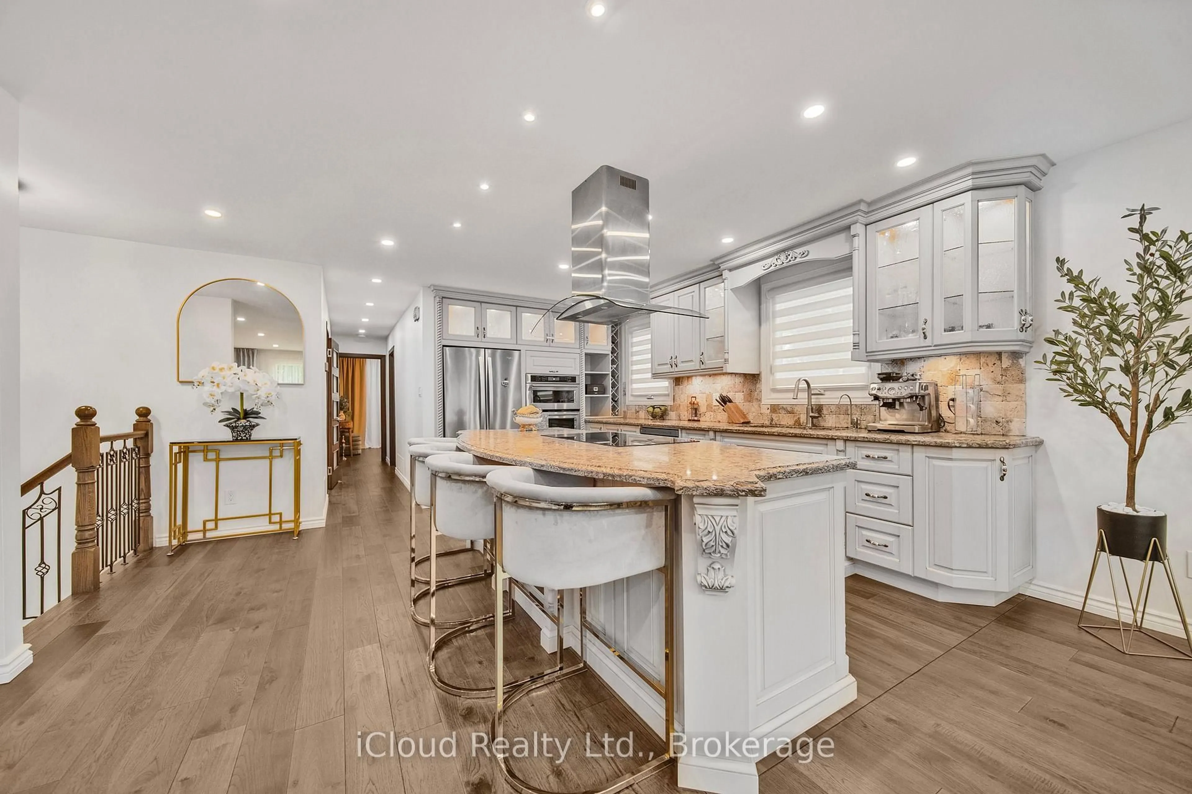Open concept kitchen, unknown for 731 Hager Ave, Burlington Ontario L7S 1W9