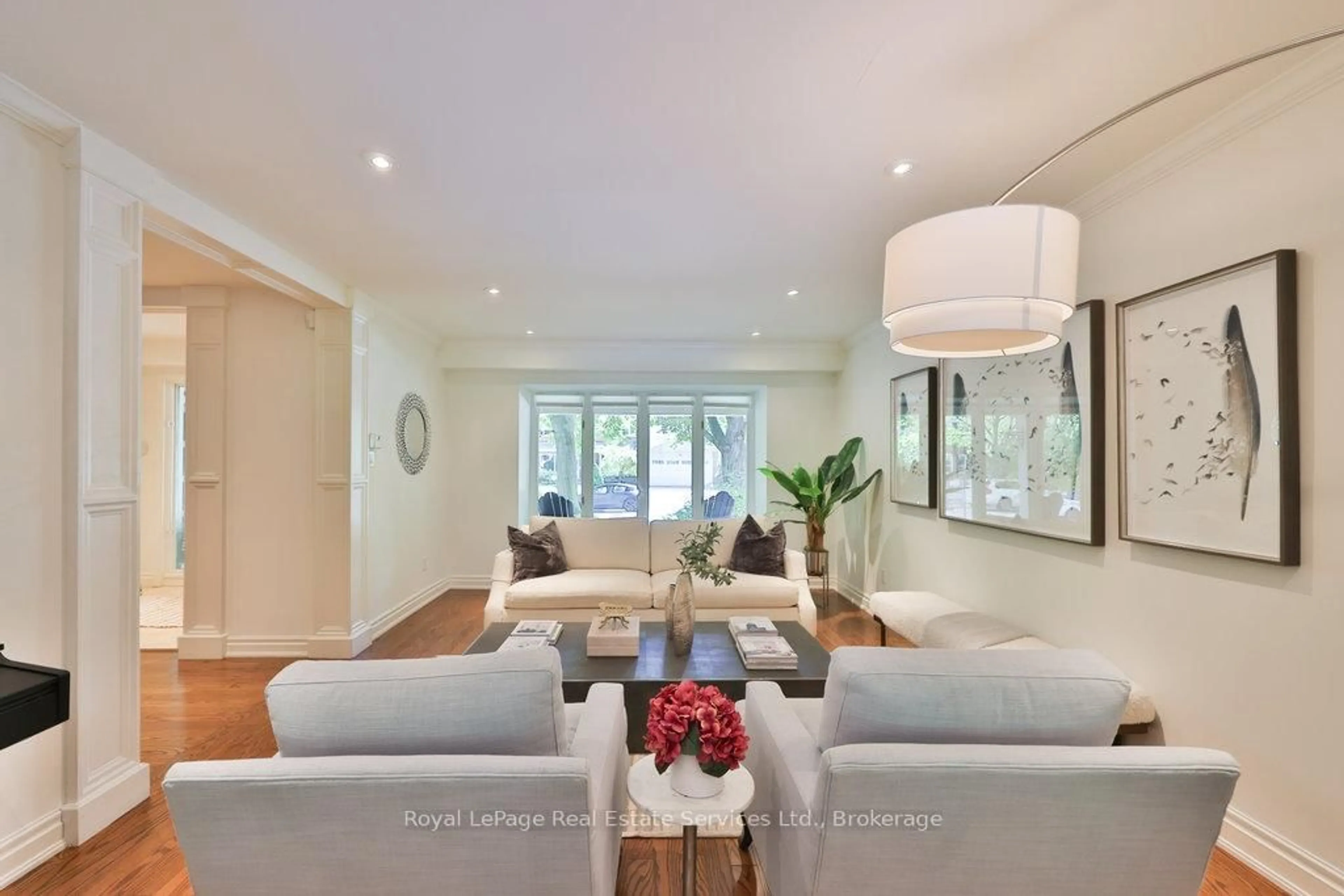 Living room with furniture, unknown for 165 Digby Rd, Oakville Ontario L6J 6A8