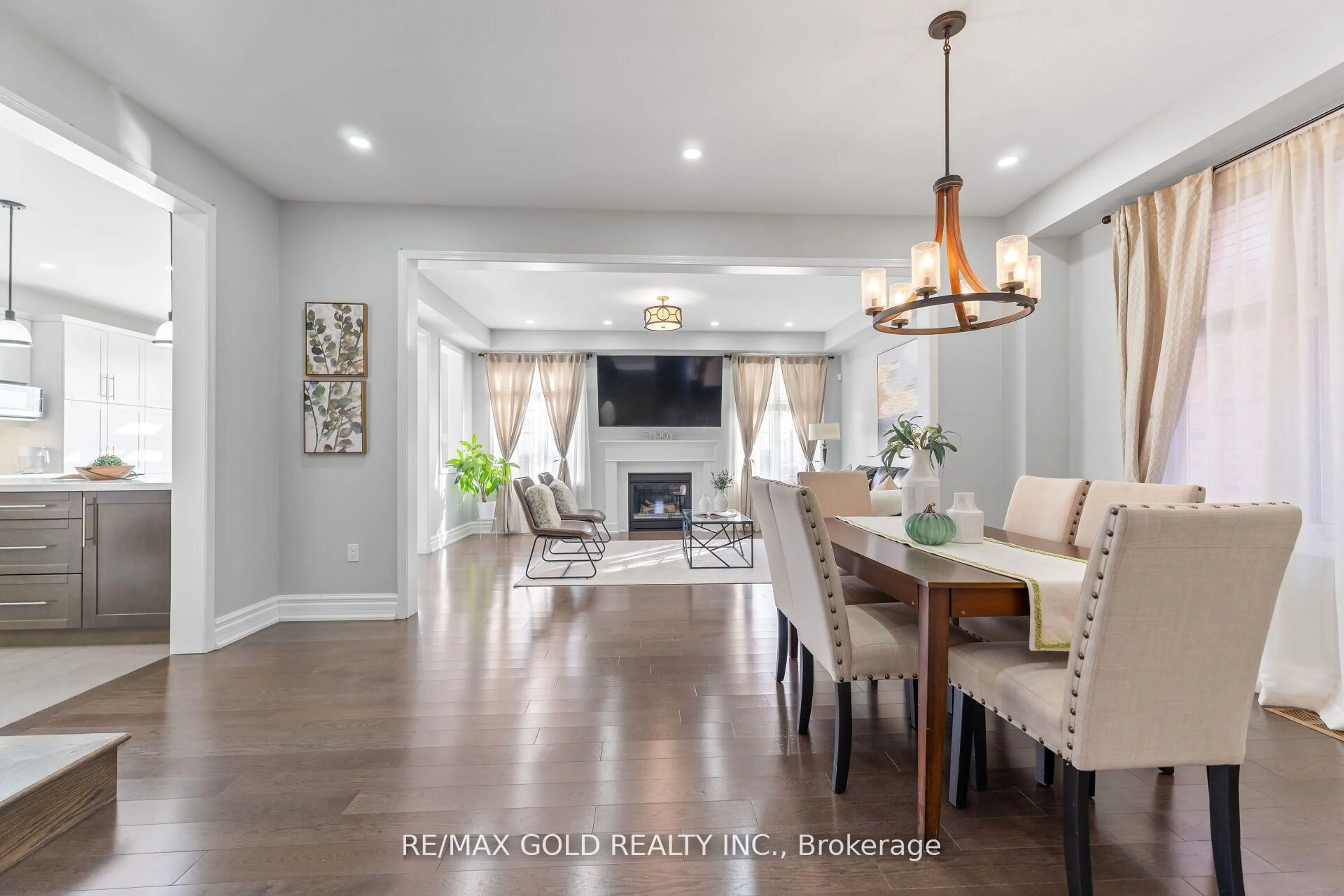 Unknown for 172 Tysonville Circ, Brampton Ontario L7A 4B2