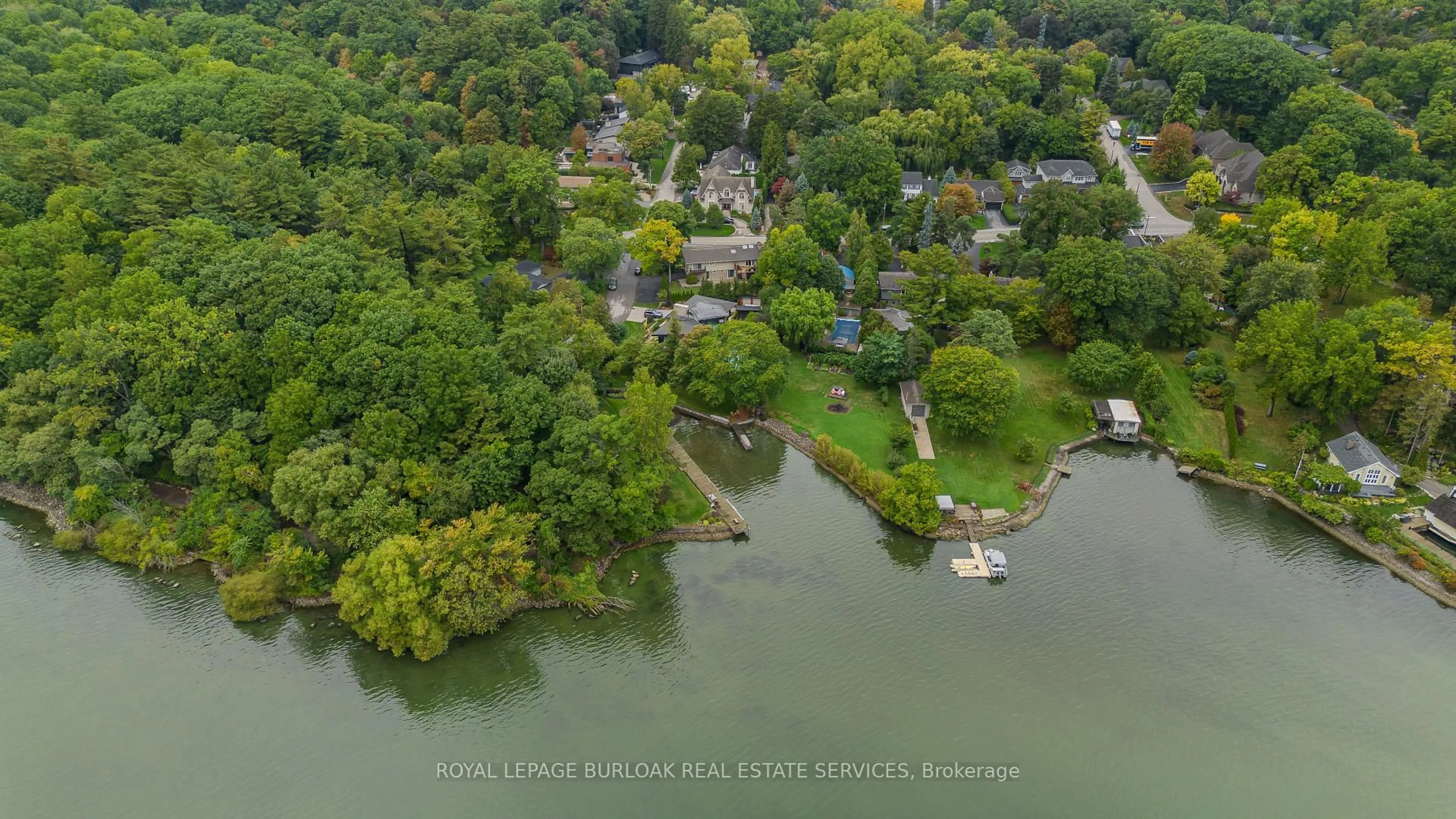 A pic from outside/outdoor area/front of a property/back of a property/a pic from drone, water/lake/river/ocean view for 149 North Shore Blvd, Burlington Ontario L7T 1W5