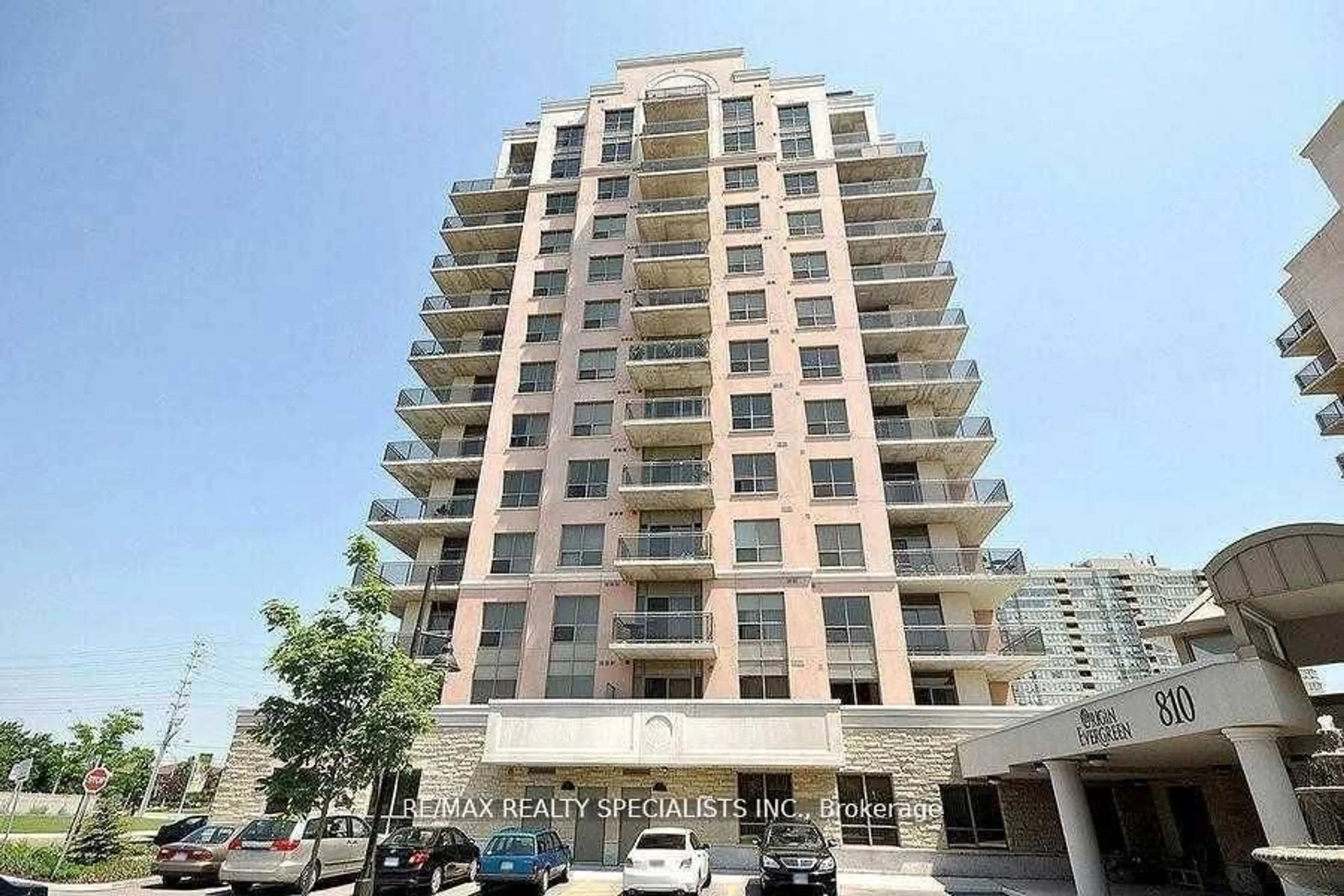 Indoor foyer for 810 Scollard Crt #902, Mississauga Ontario L5V 0A4