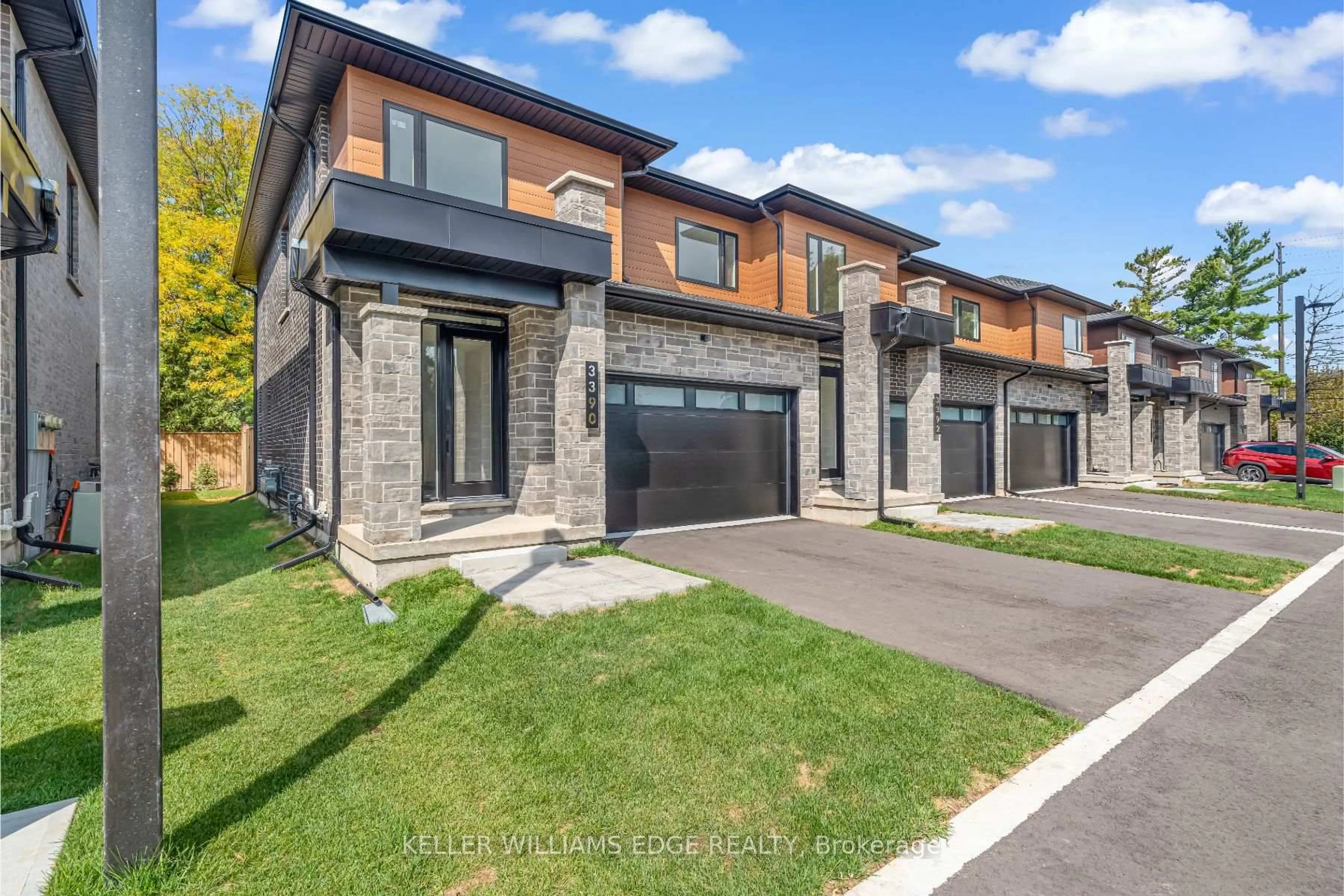 Home with brick exterior material, street for 2154 Walkers Line #6, Burlington Ontario L7M 3R9