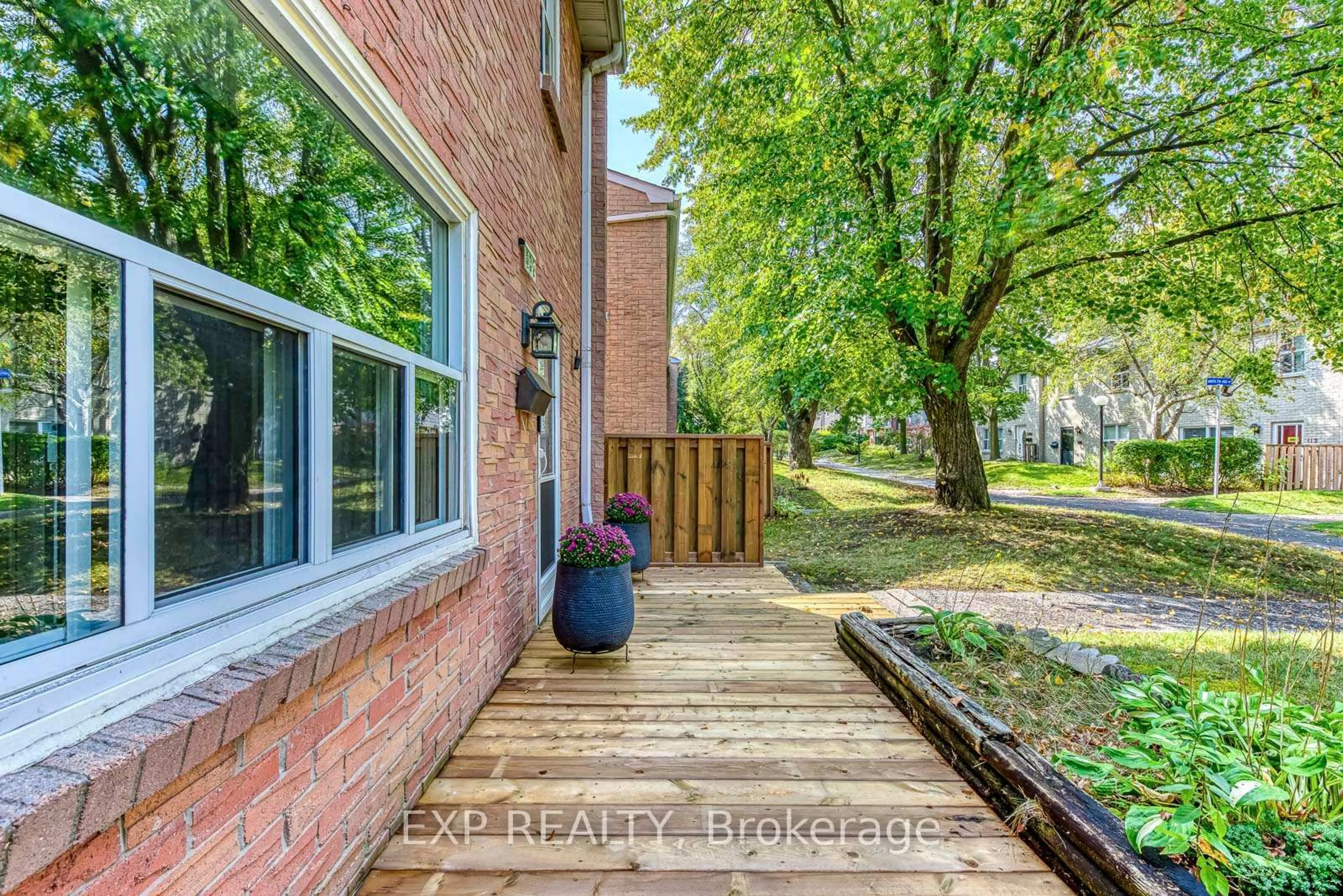 Unknown for 1050 Shawnmarr Rd #132, Mississauga Ontario L5H 3V1