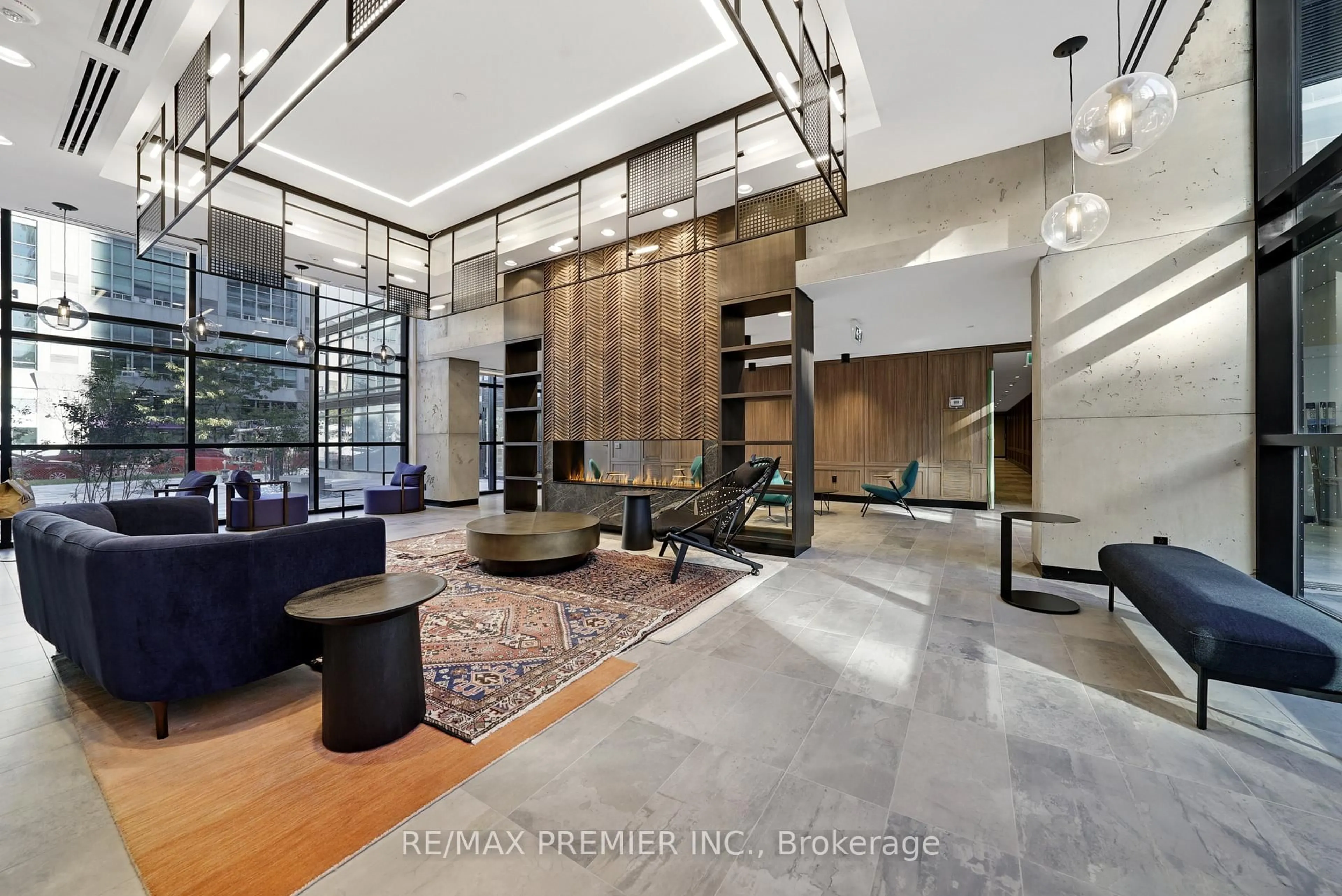Indoor foyer for 251 Manitoba St #406, Toronto Ontario M8Y 0C7