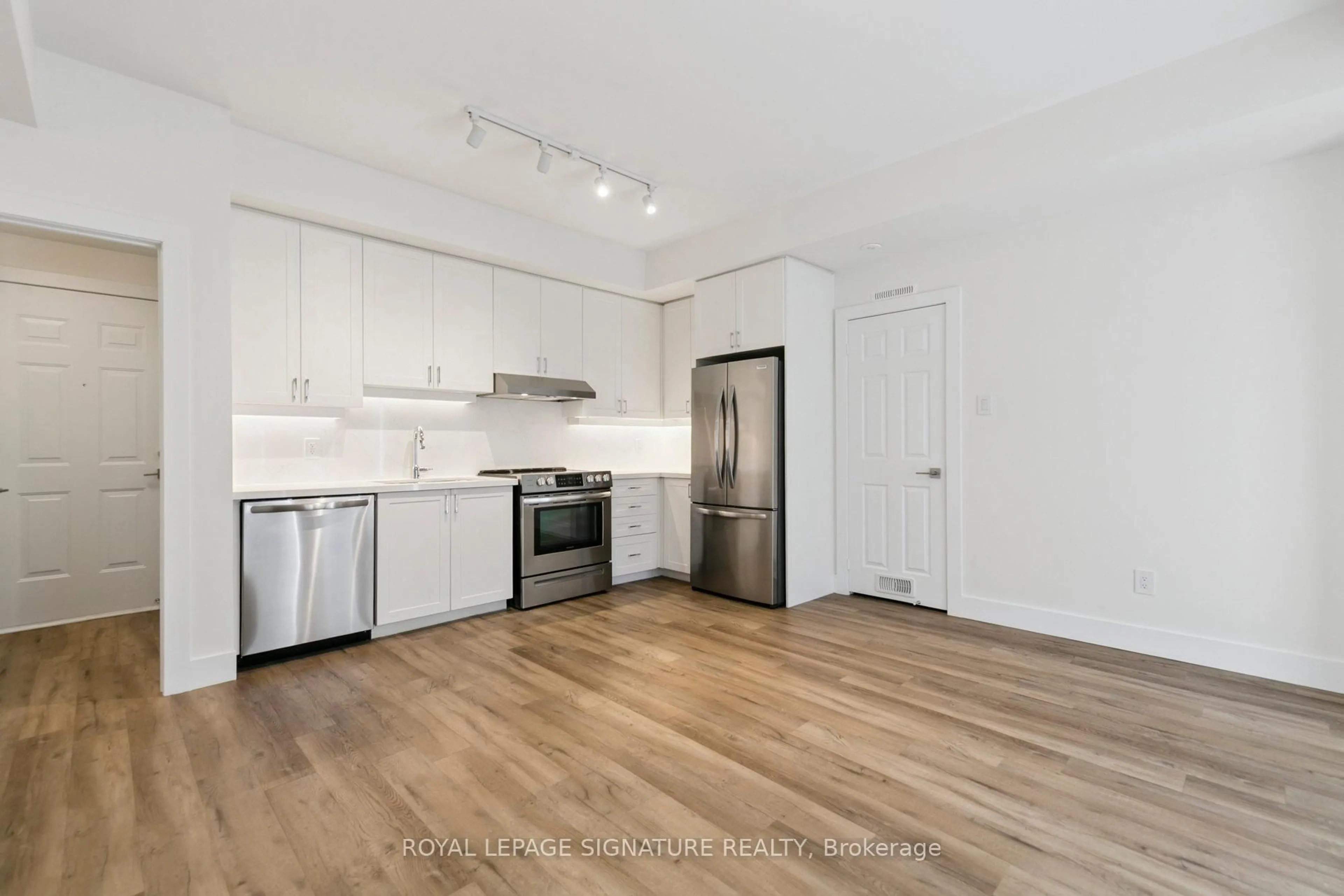 Unknown for 5035 Oscar Peterson Blvd #32, Mississauga Ontario L5M 0P4