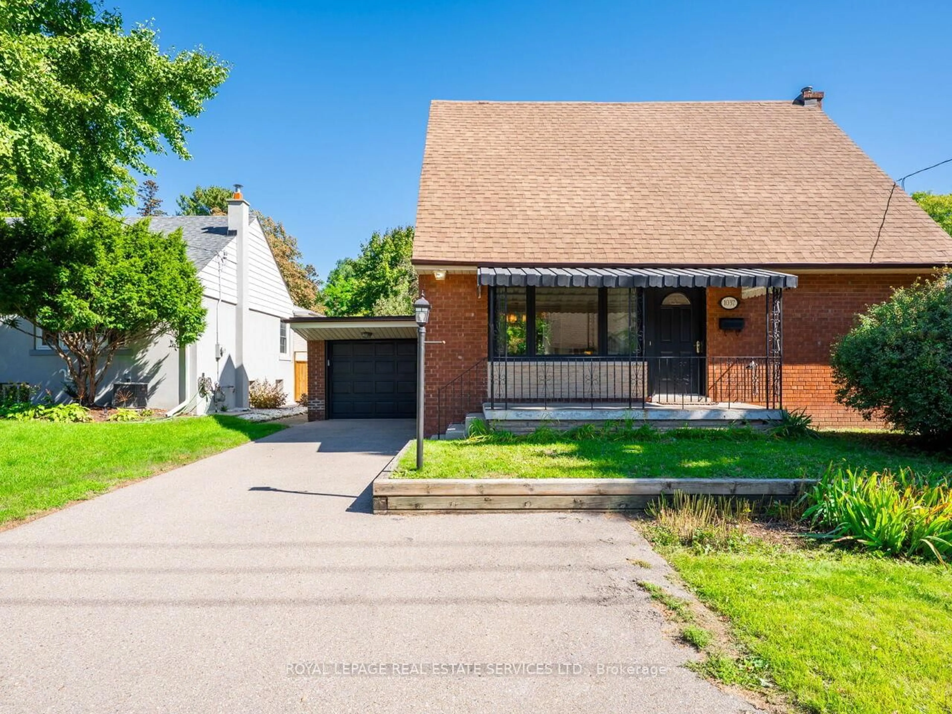 Home with brick exterior material, street for 1037 Kipling Ave, Toronto Ontario M9B 3L7