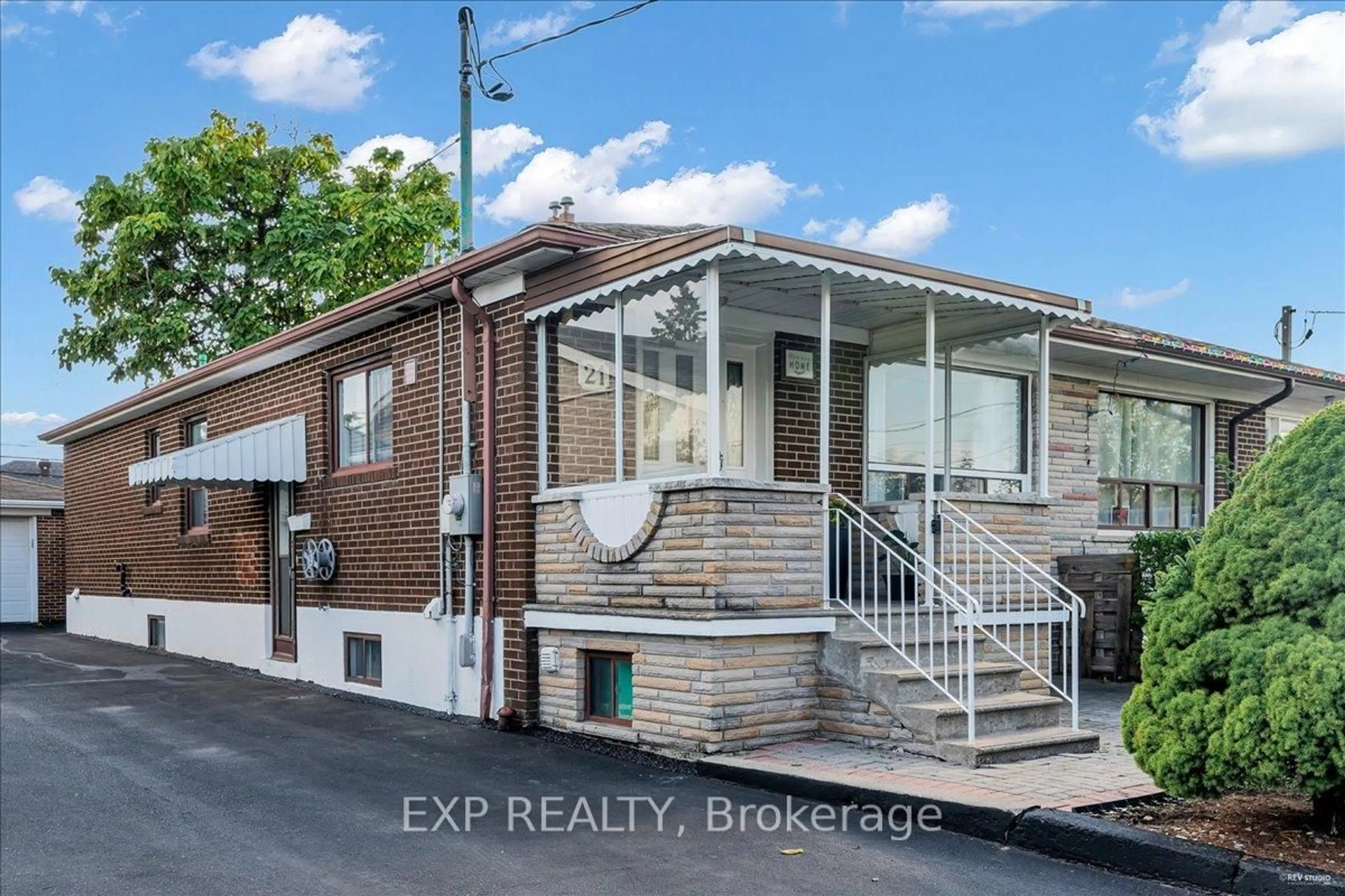 Unknown for 21 Kanarick Cres, Toronto Ontario M3L 1P3