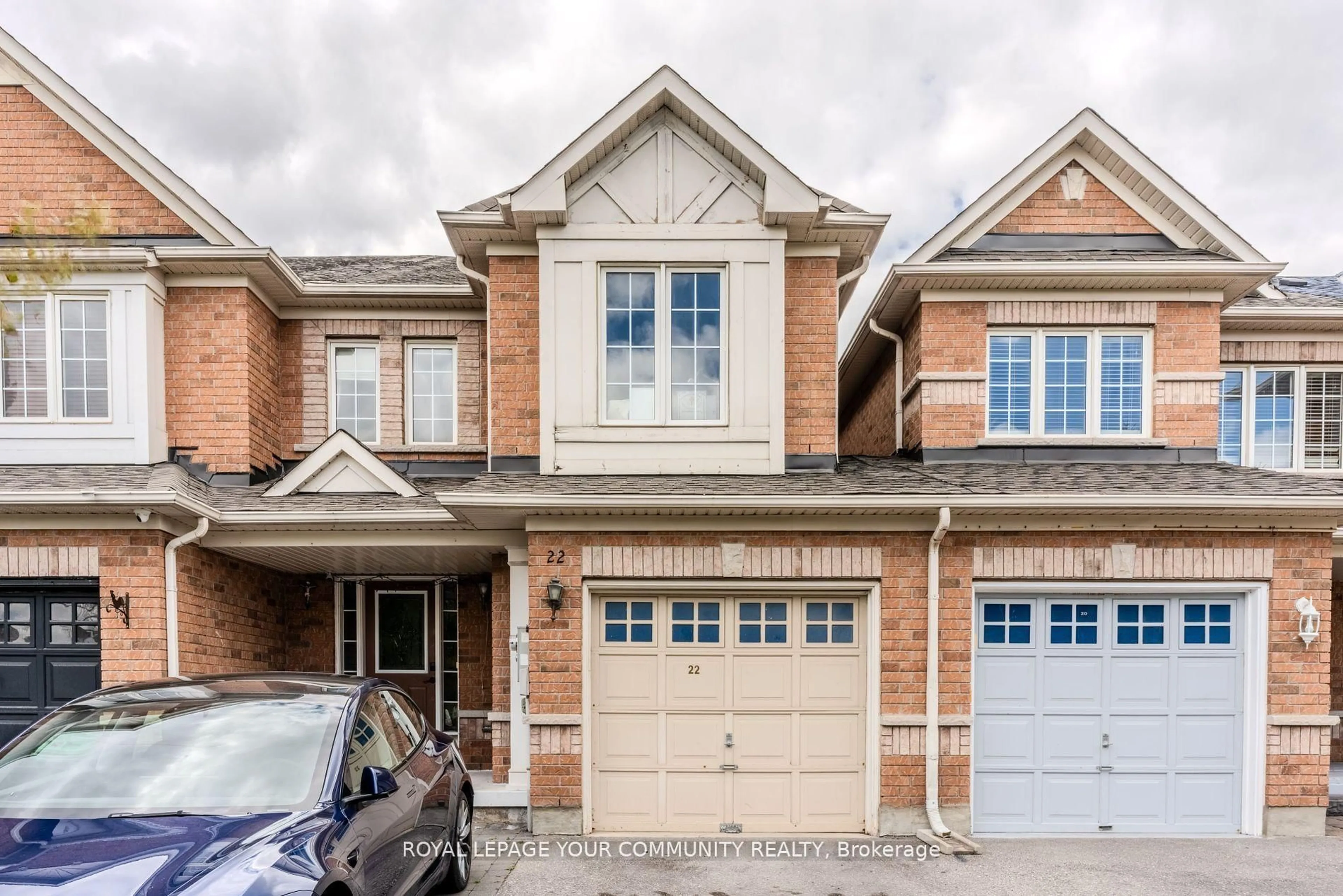 Home with brick exterior material, street for 22 Panama Pl, Brampton Ontario L6P 2G6