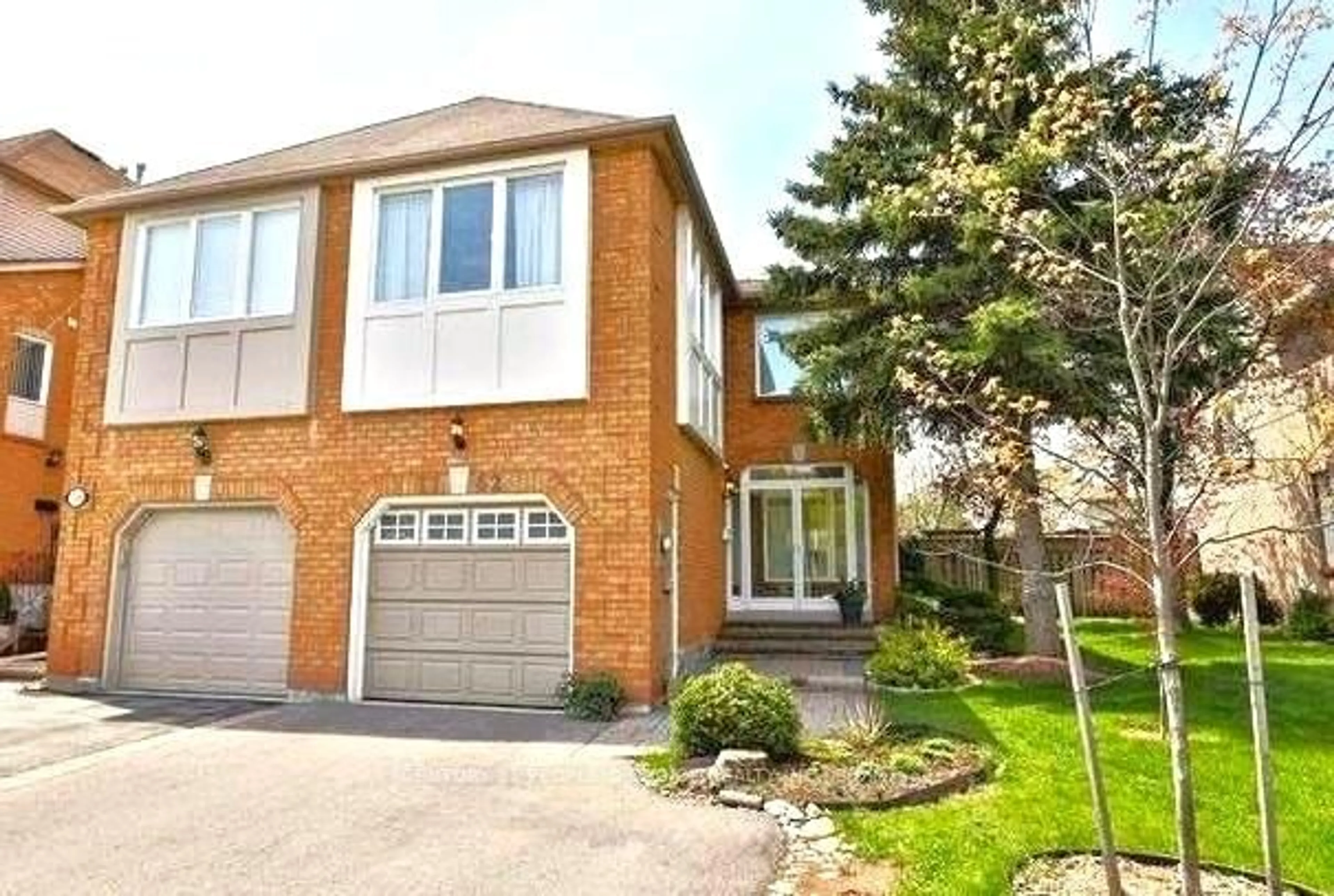 Home with brick exterior material, street for 1162 Leewood Dr, Oakville Ontario L6M 3B9
