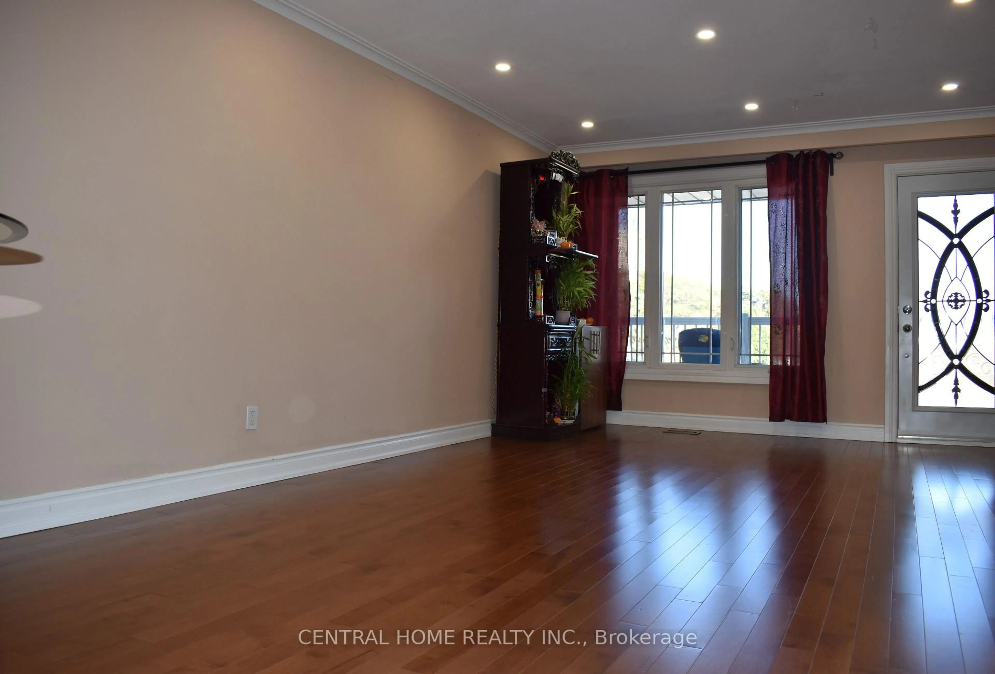 Unknown for 59 Blaney Cres, Toronto Ontario M3N 1L3