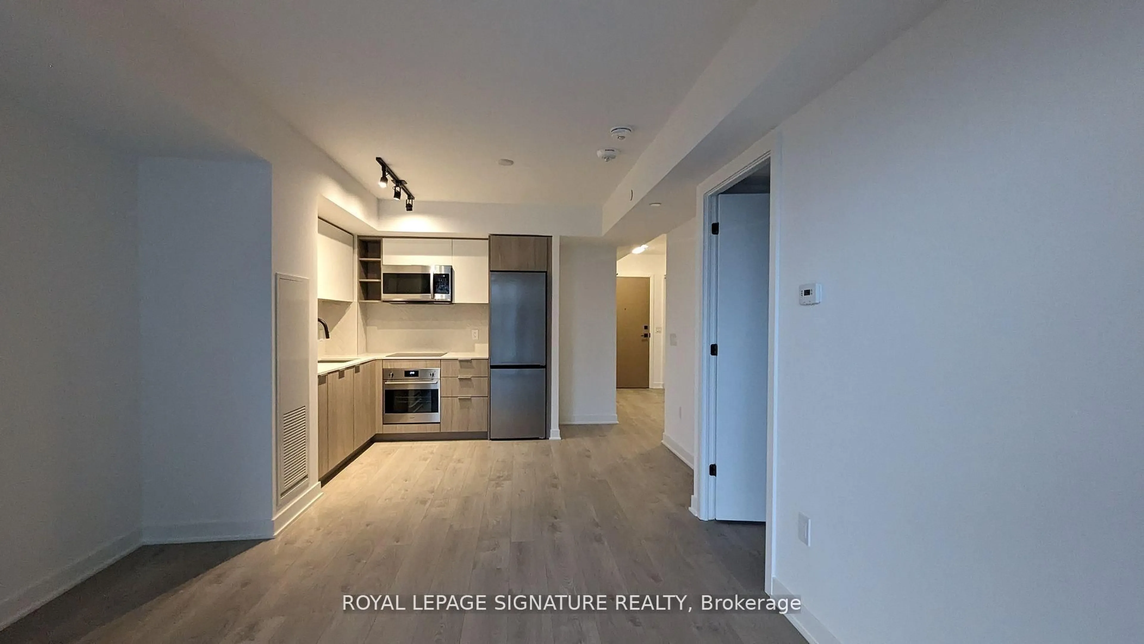 Unknown for 36 Zorra St #408, Toronto Ontario M8Z 4Z7