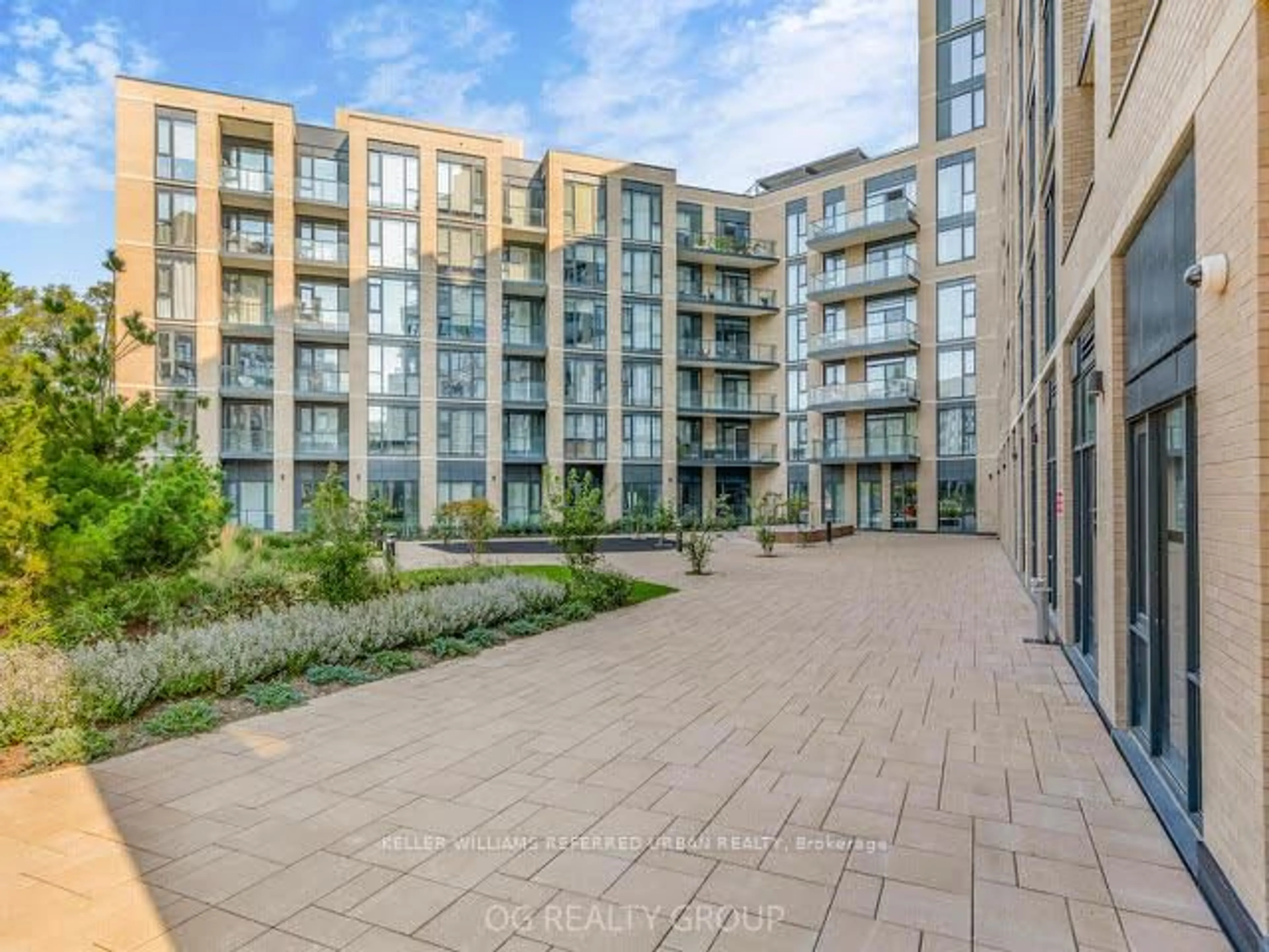 A pic from outside/outdoor area/front of a property/back of a property/a pic from drone, unknown for 293 The Kingsway #621, Toronto Ontario M9A 0E8