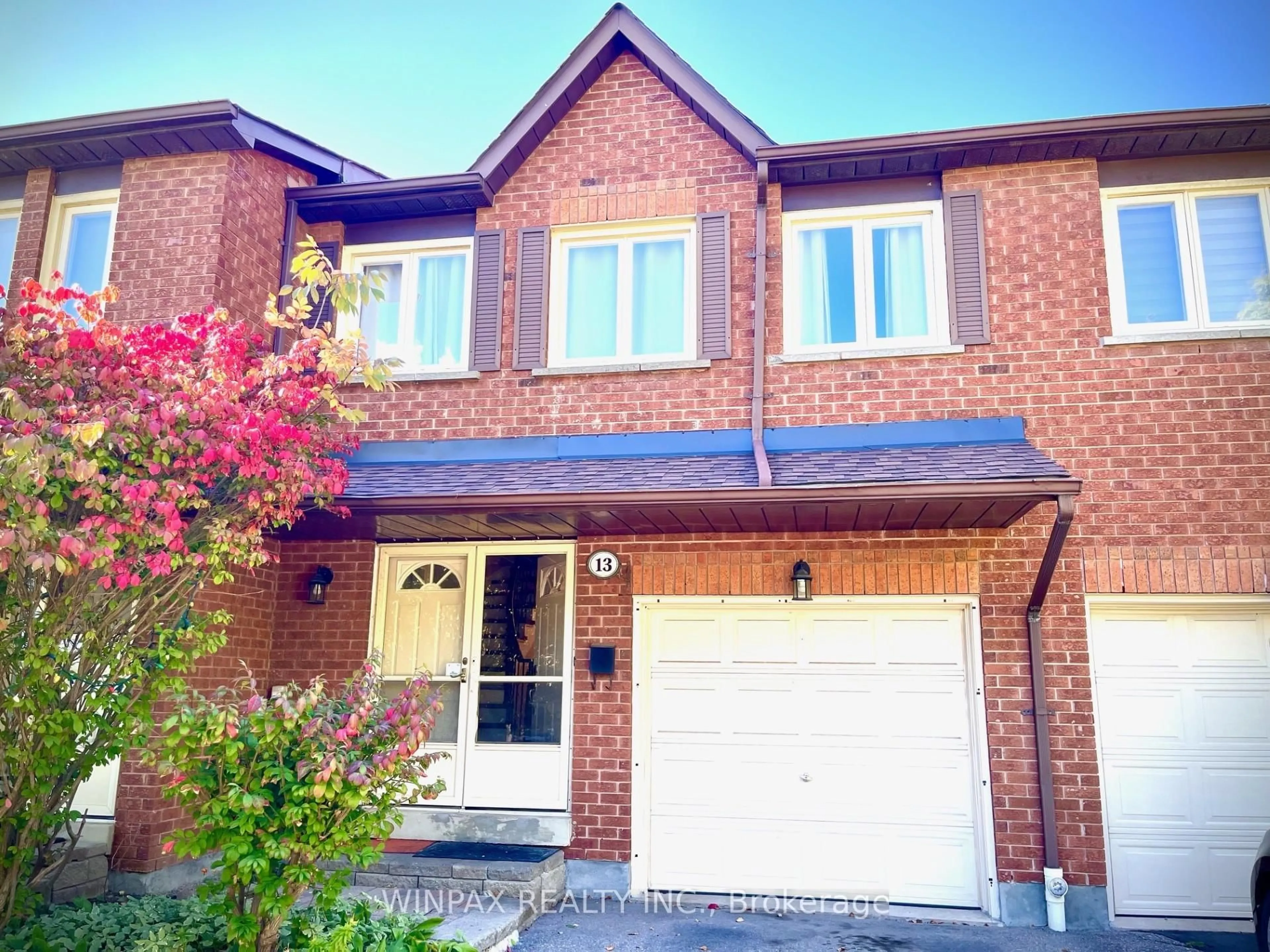 Home with brick exterior material, street for 800 Constellation Dr #13, Mississauga Ontario L5R 3L6
