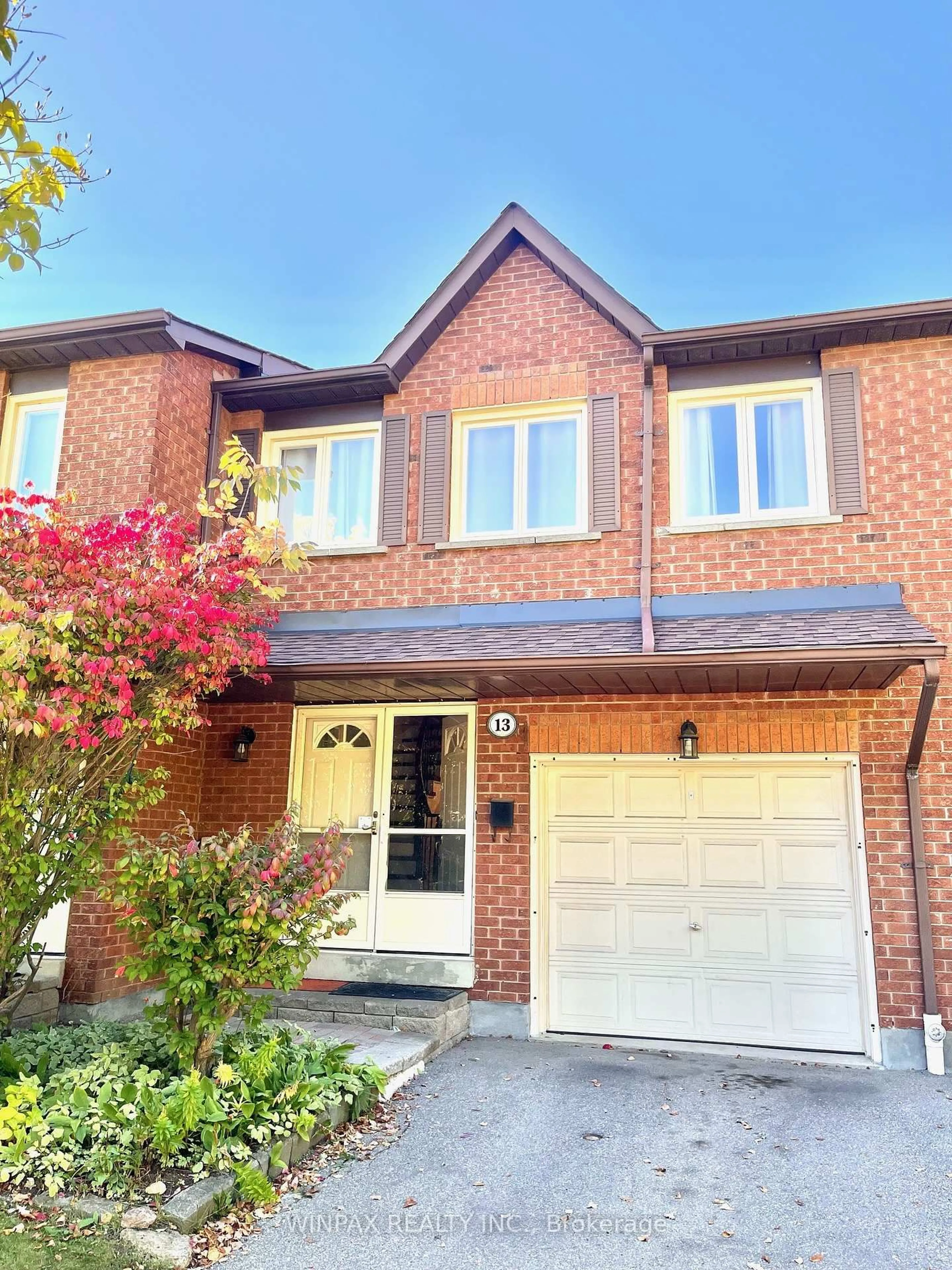 Home with brick exterior material, street for 800 Constellation Dr #13, Mississauga Ontario L5R 3L6