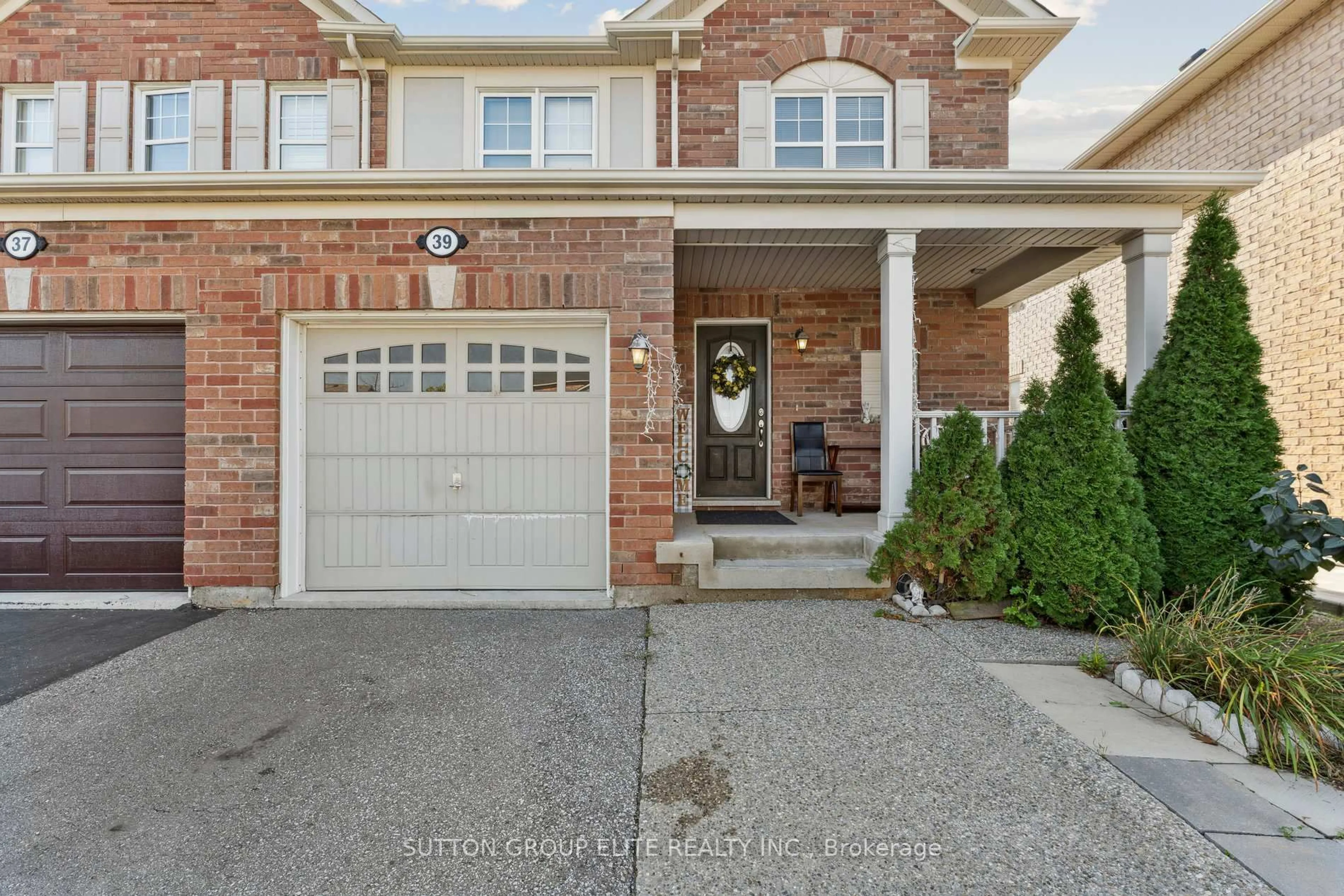 Home with brick exterior material, street for 39 caliper Rd, Brampton Ontario L6P 3R2