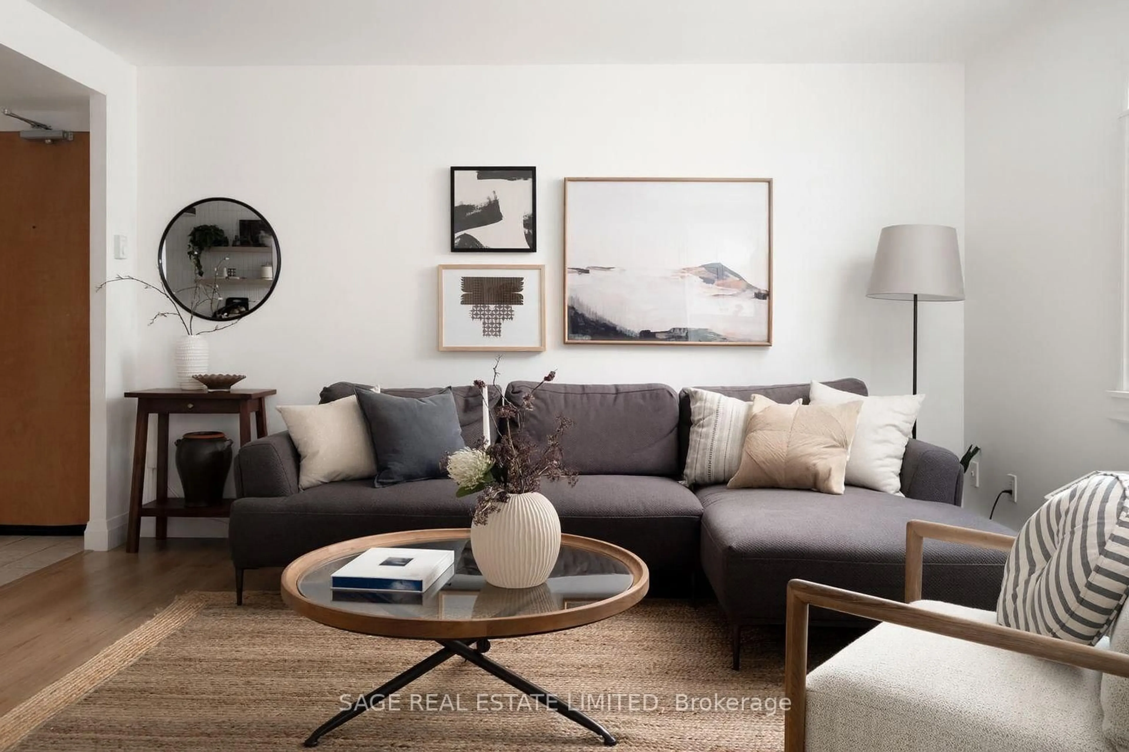 Living room with furniture, unknown for 1250 King St #21, Toronto Ontario M6K 1G5