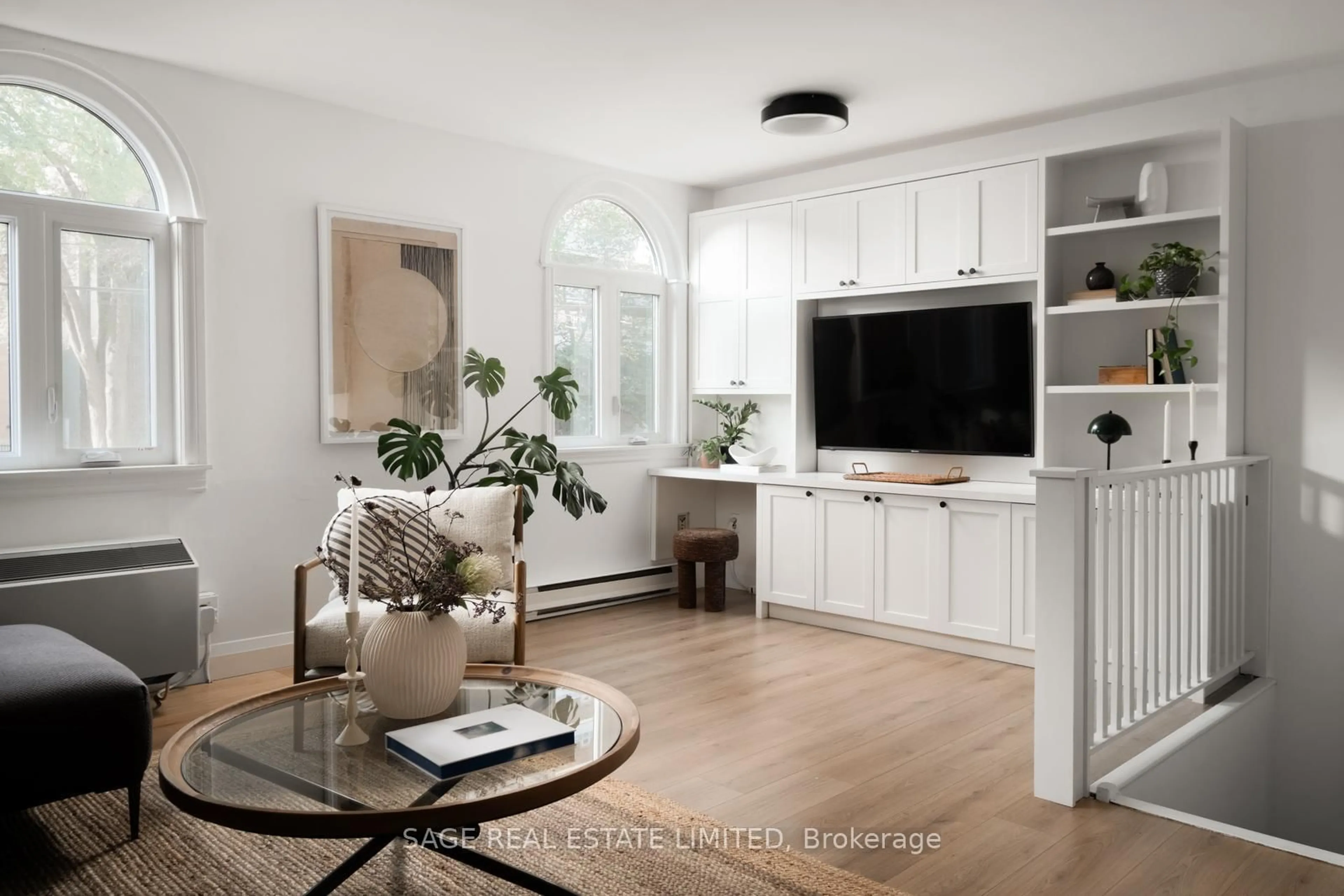 Living room with furniture, unknown for 1250 King St #21, Toronto Ontario M6K 1G5