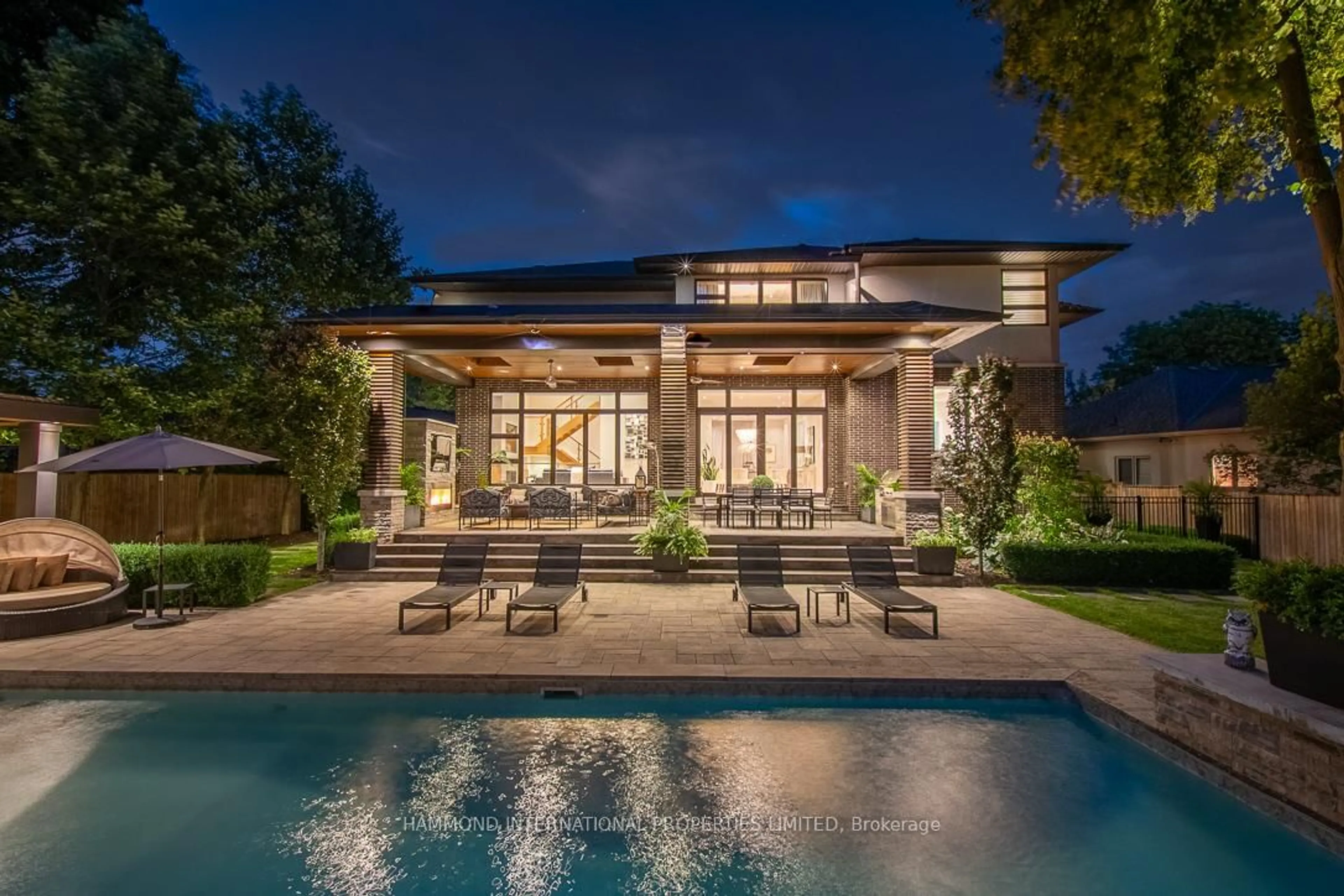 Patio, water/lake/river/ocean view for 32 Totteridge Rd, Toronto Ontario M9A 1Z1