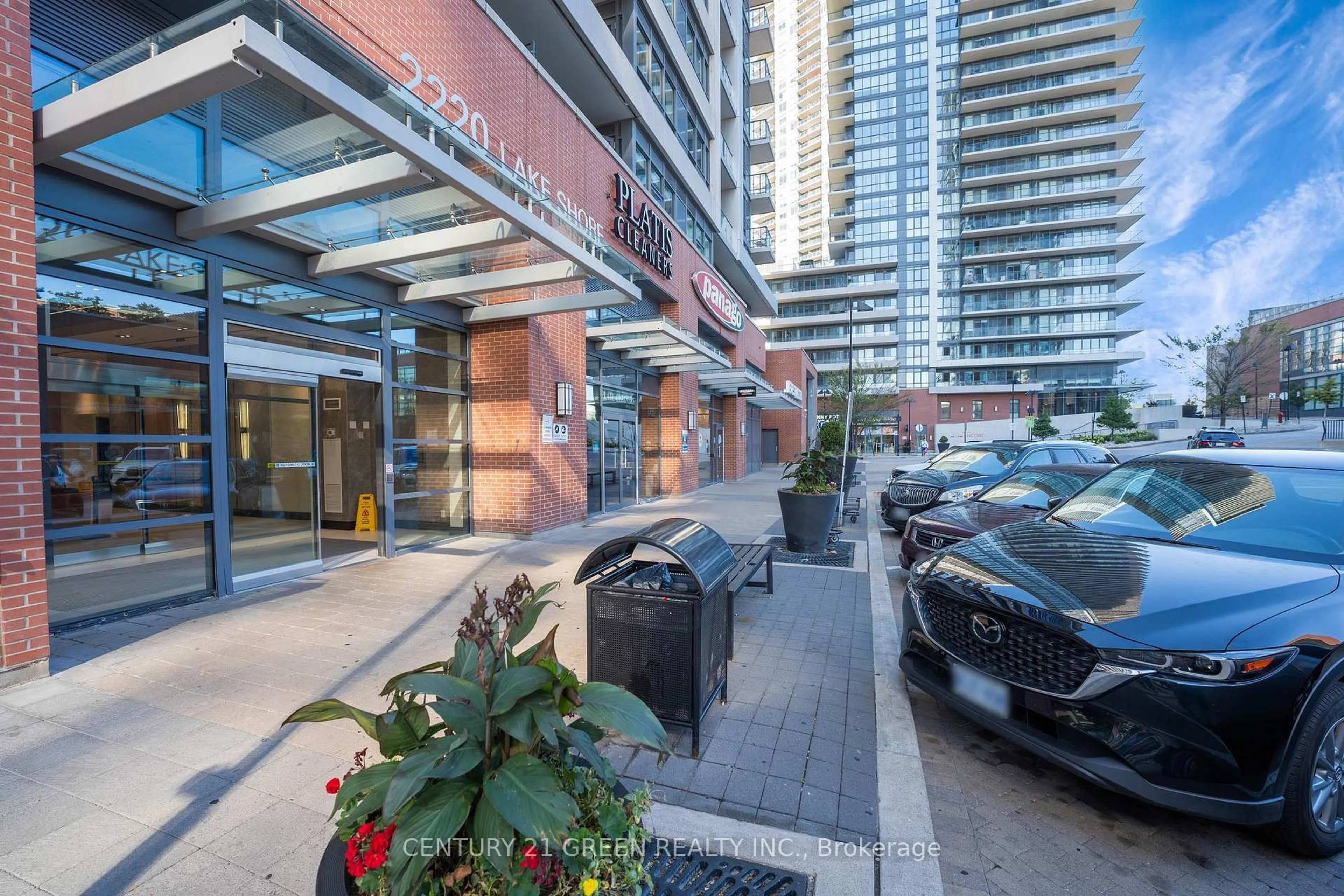 Patio, street for 2220 Lake Shore Blvd #1707, Toronto Ontario M8V 0C1