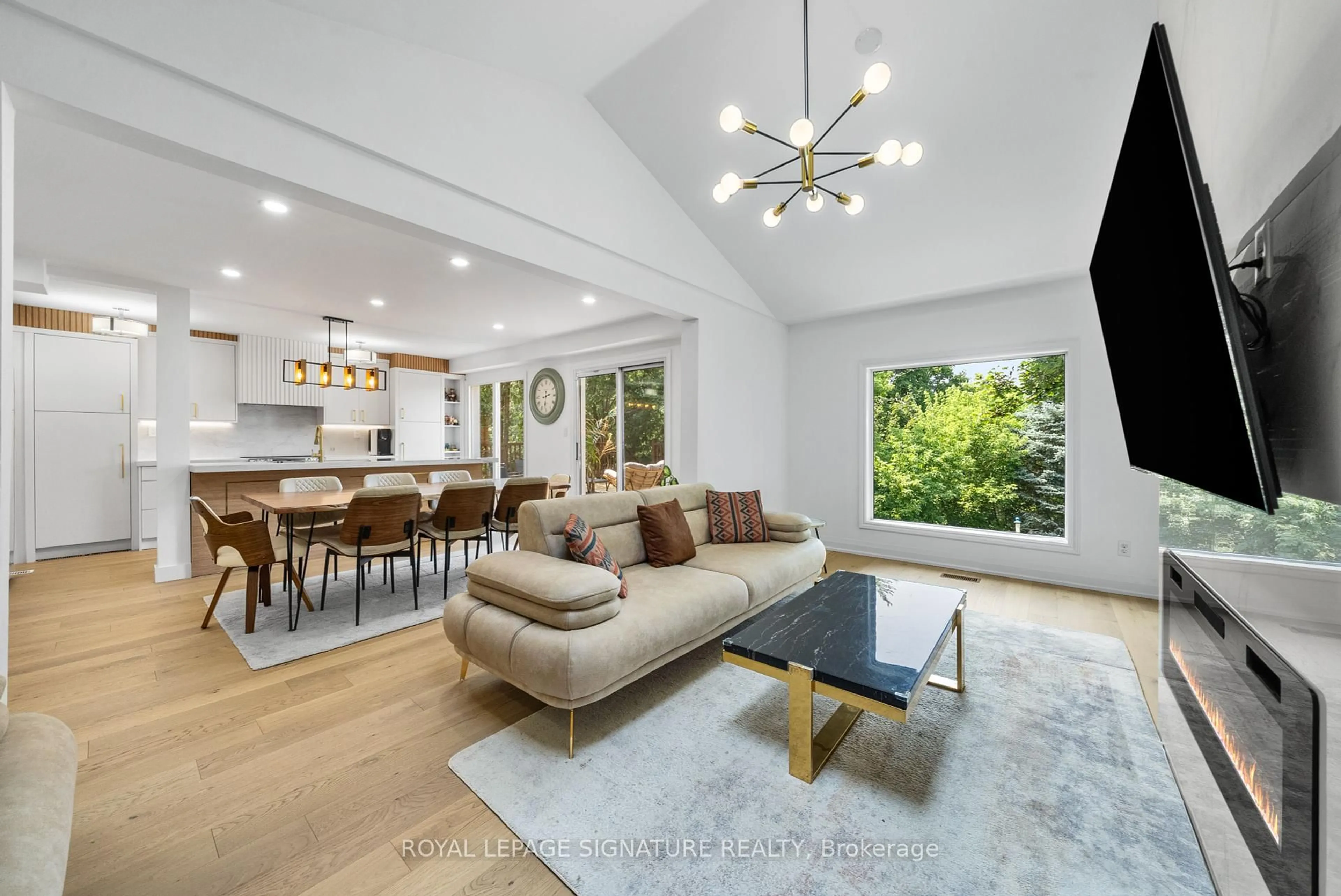 Living room with furniture, unknown for 134 Ridgebank Crt, Caledon Ontario L7E 4V9