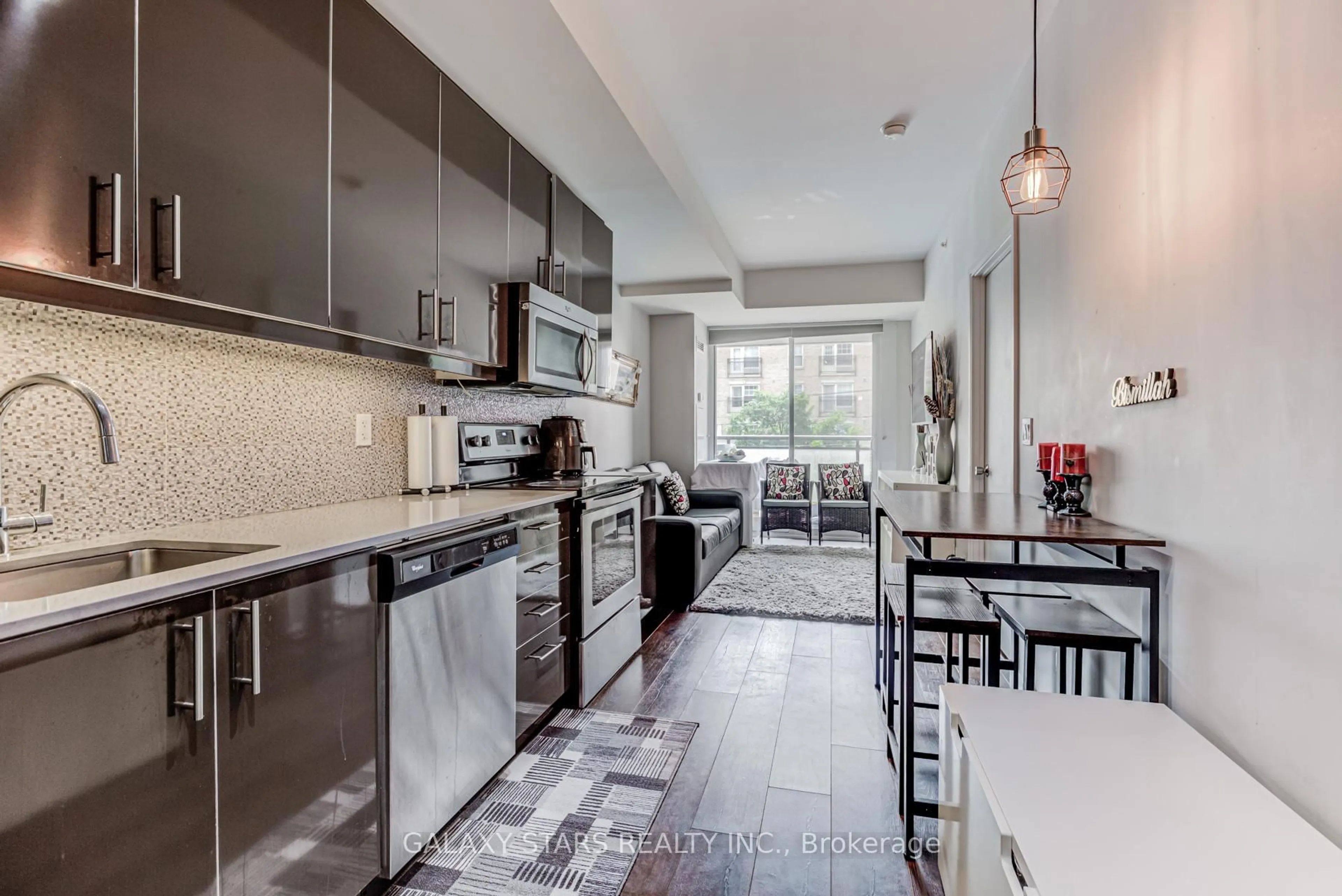Open concept kitchen, ceramic/tile floor for 760 The Queensway #212, Toronto Ontario M8Z 0E1