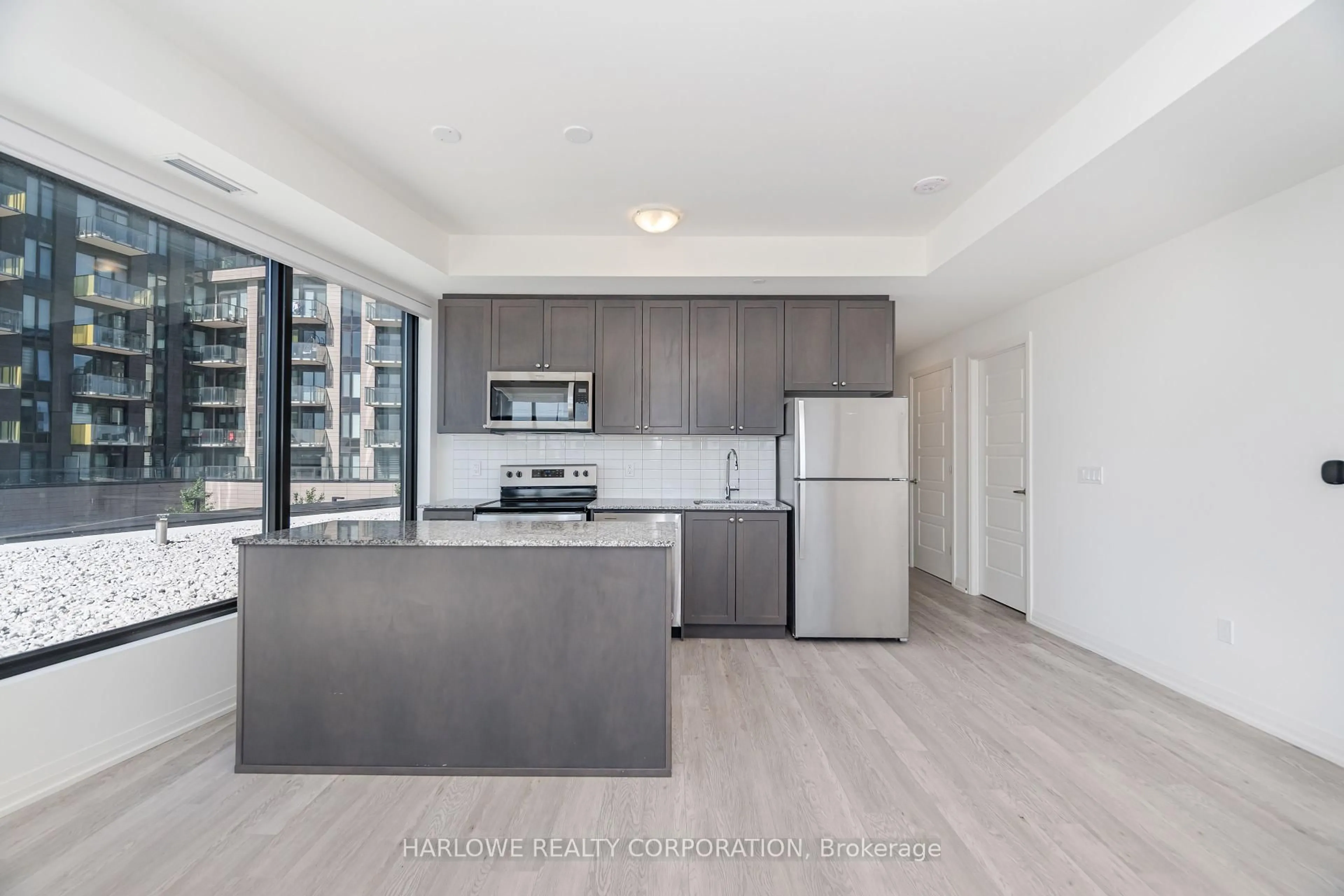 Standard kitchen, unknown for 1415 Dundas St #217, Oakville Ontario L6H 8A3
