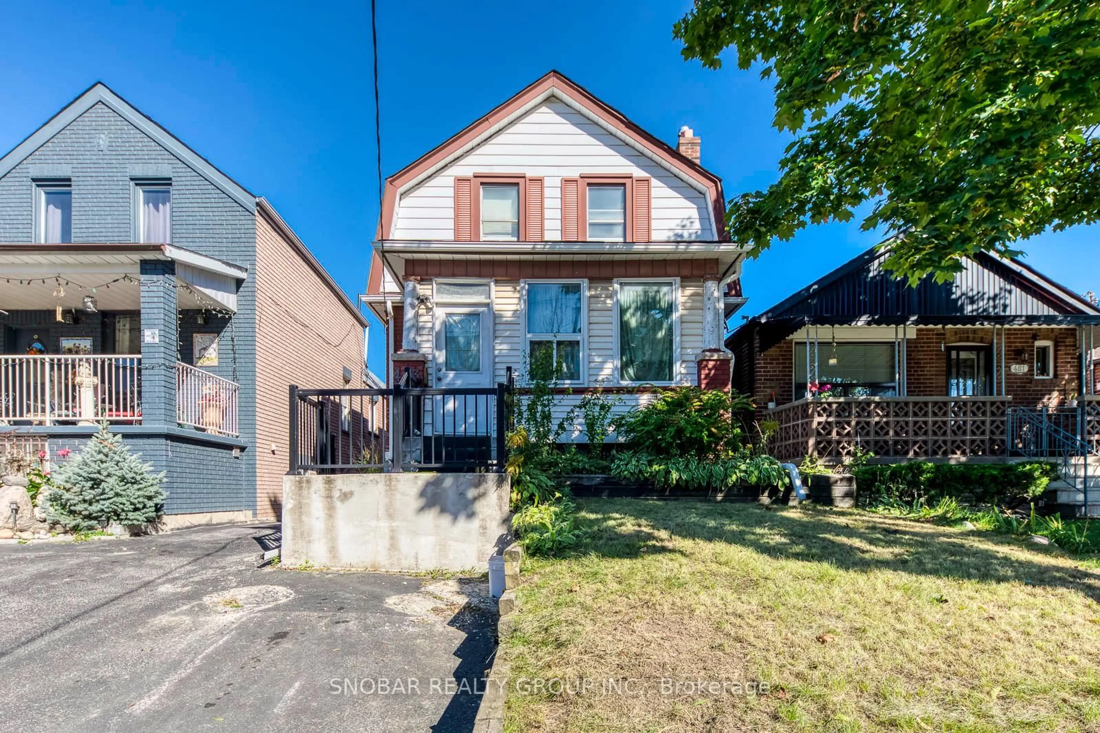 Unknown for 483 Caledonia Rd, Toronto Ontario M6E 4V1