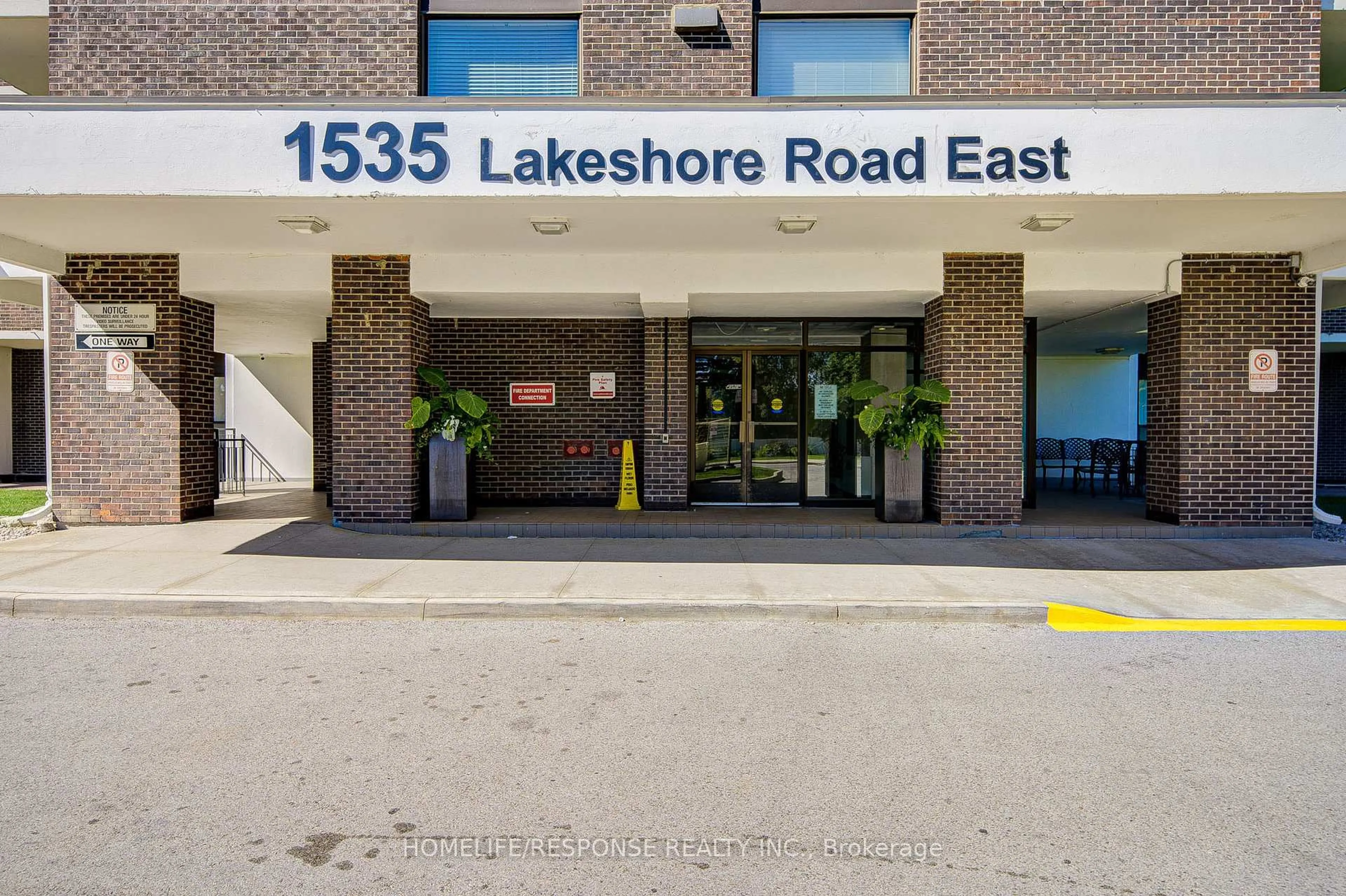 Lobby for 1535 Lakeshore Rd #1401, Mississauga Ontario L5E 3E2