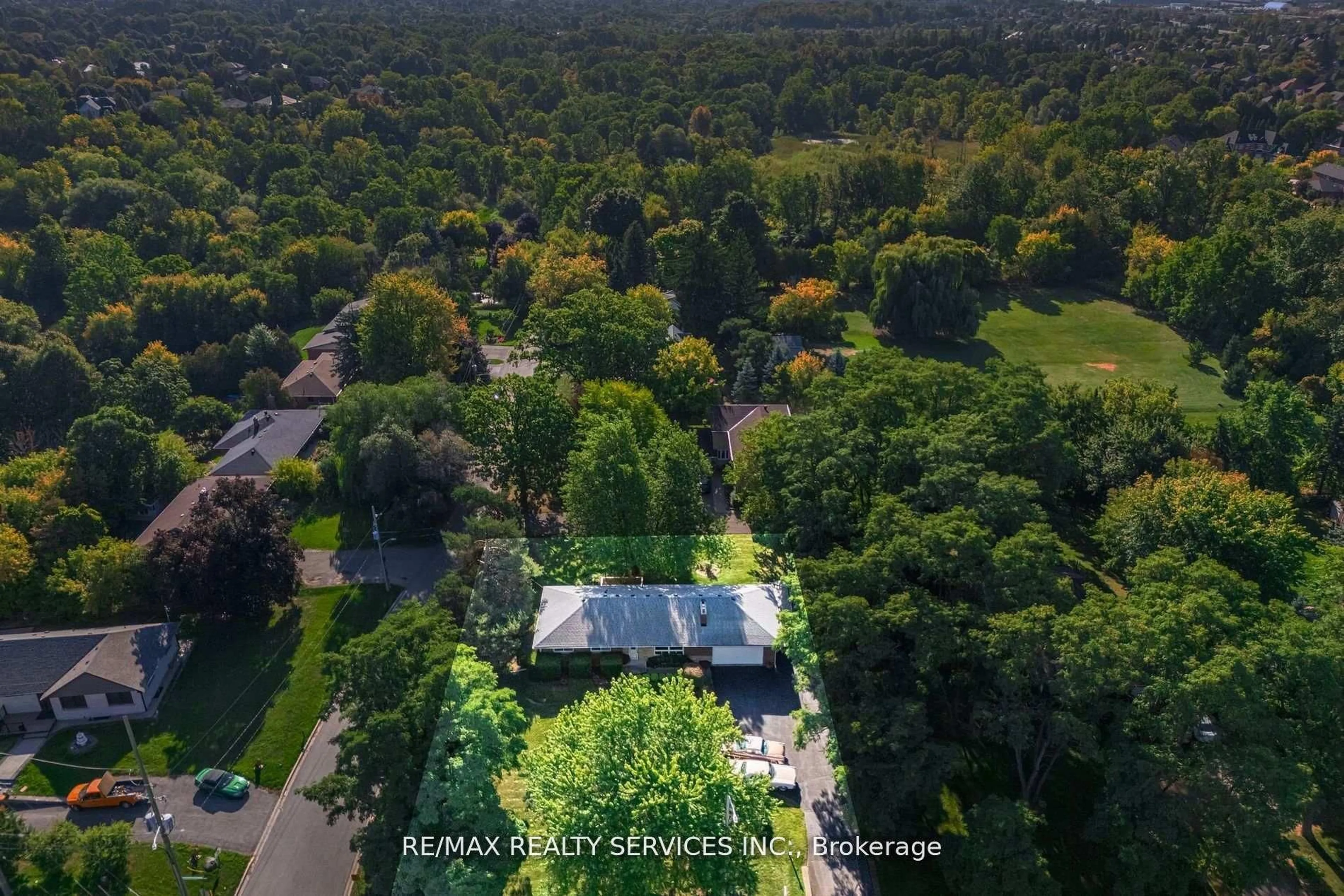 A pic from outside/outdoor area/front of a property/back of a property/a pic from drone, forest/trees view for 3173 Mayfield Rd, Brampton Ontario L6Z 4P9