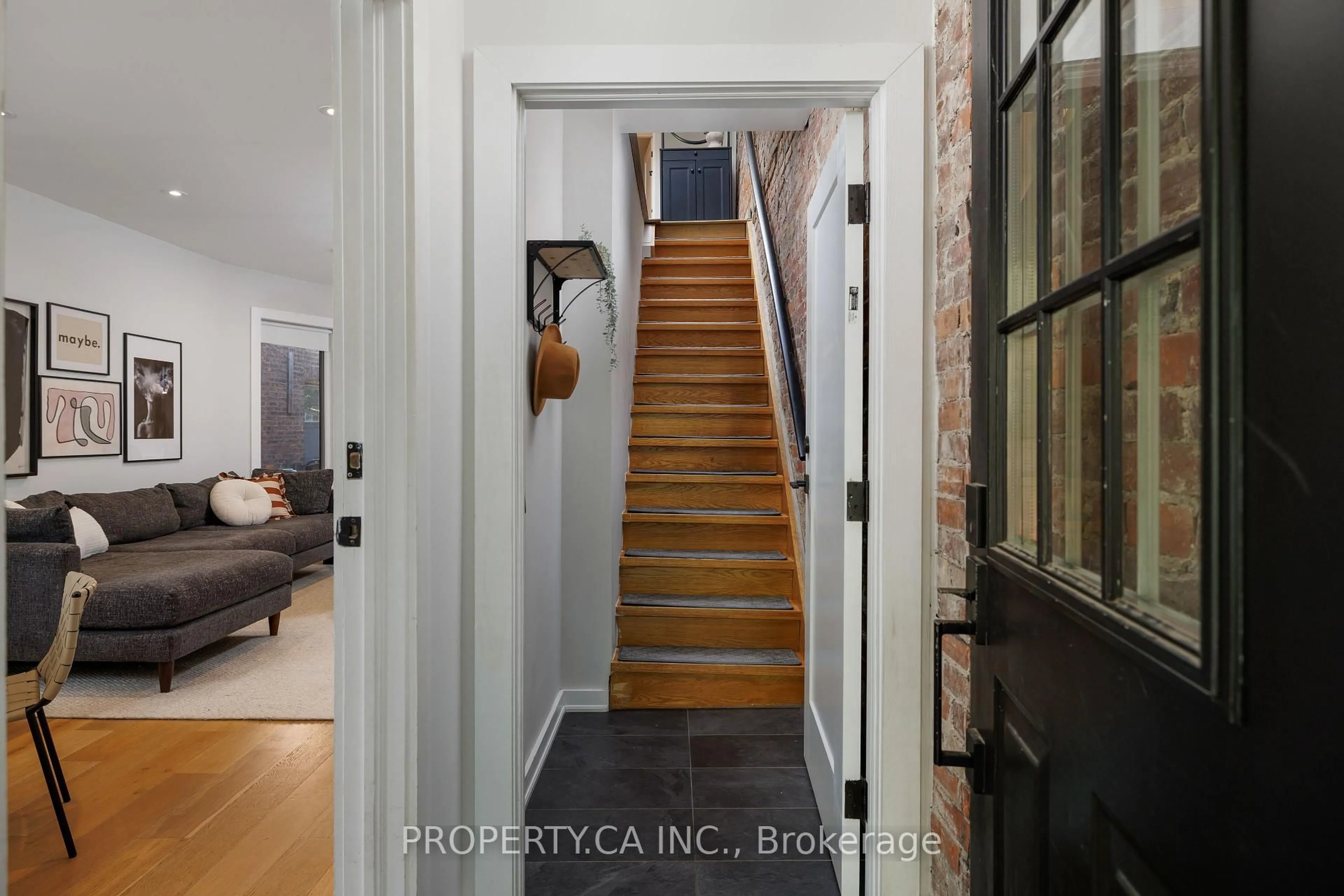 Indoor entryway for 79 Macdonell Ave, Toronto Ontario M6R 2A4