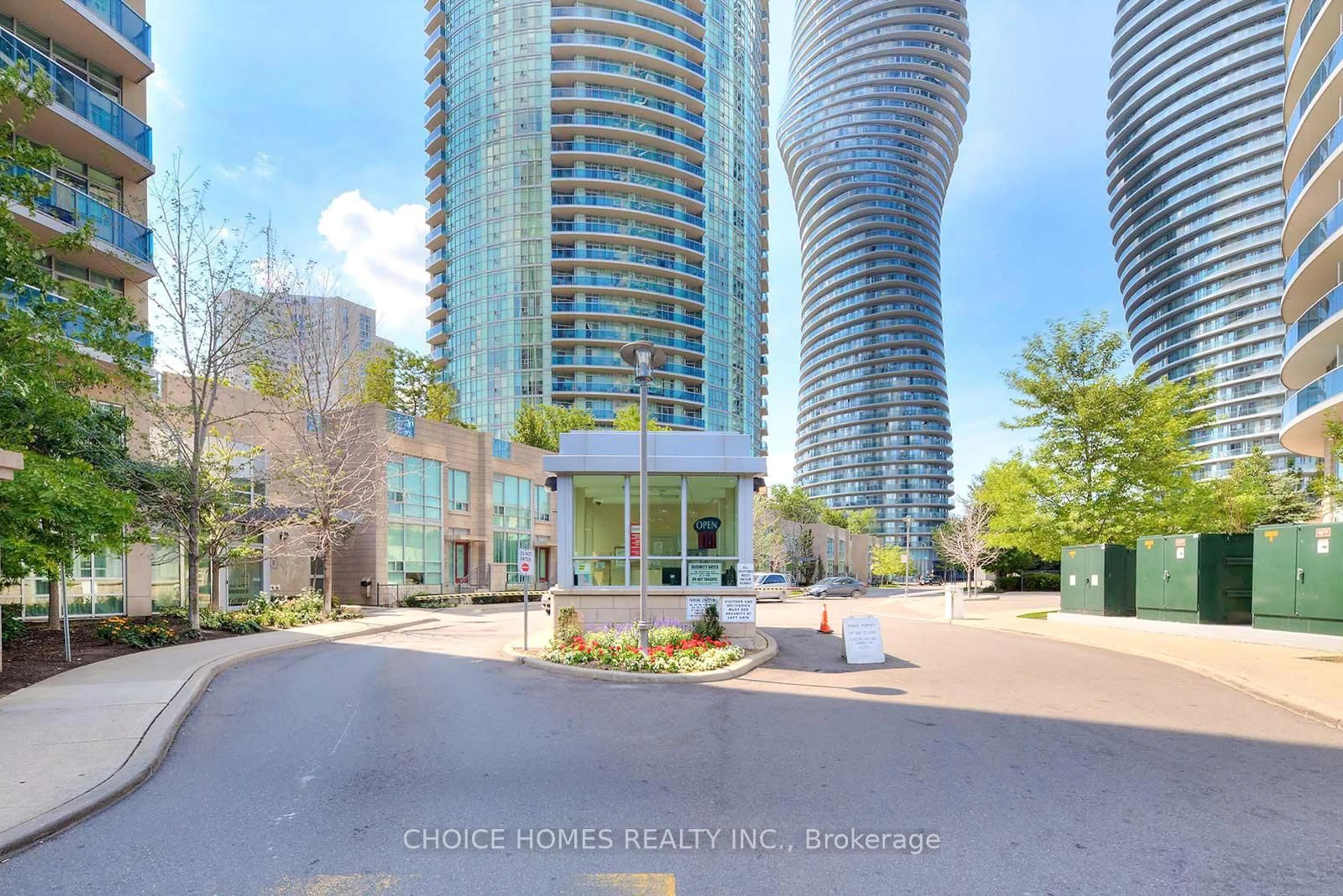 Indoor foyer for 80 Absolute Ave #404, Mississauga Ontario L4Z 0A5