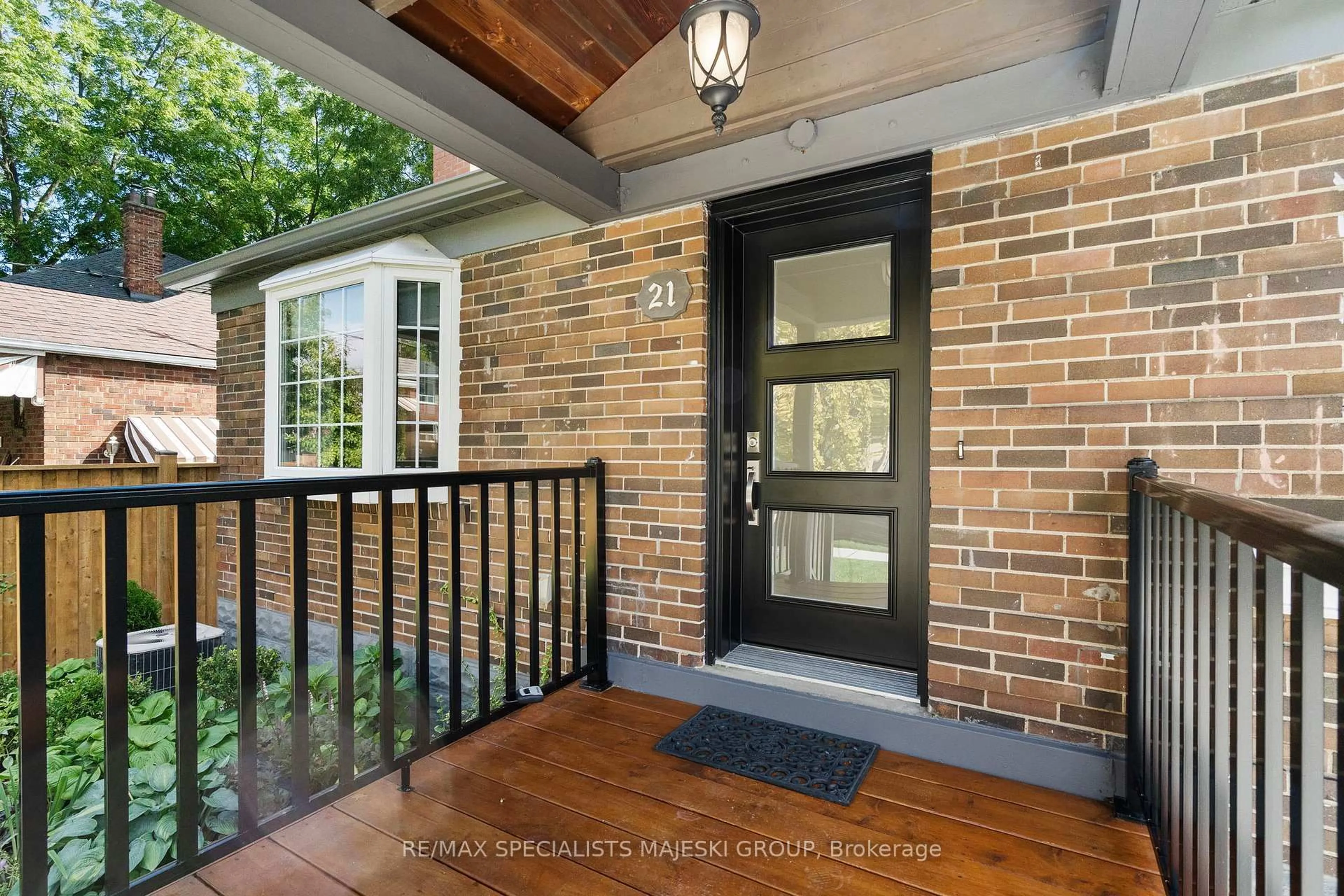 Indoor entryway for 21 Heman St, Toronto Ontario M8V 1X4