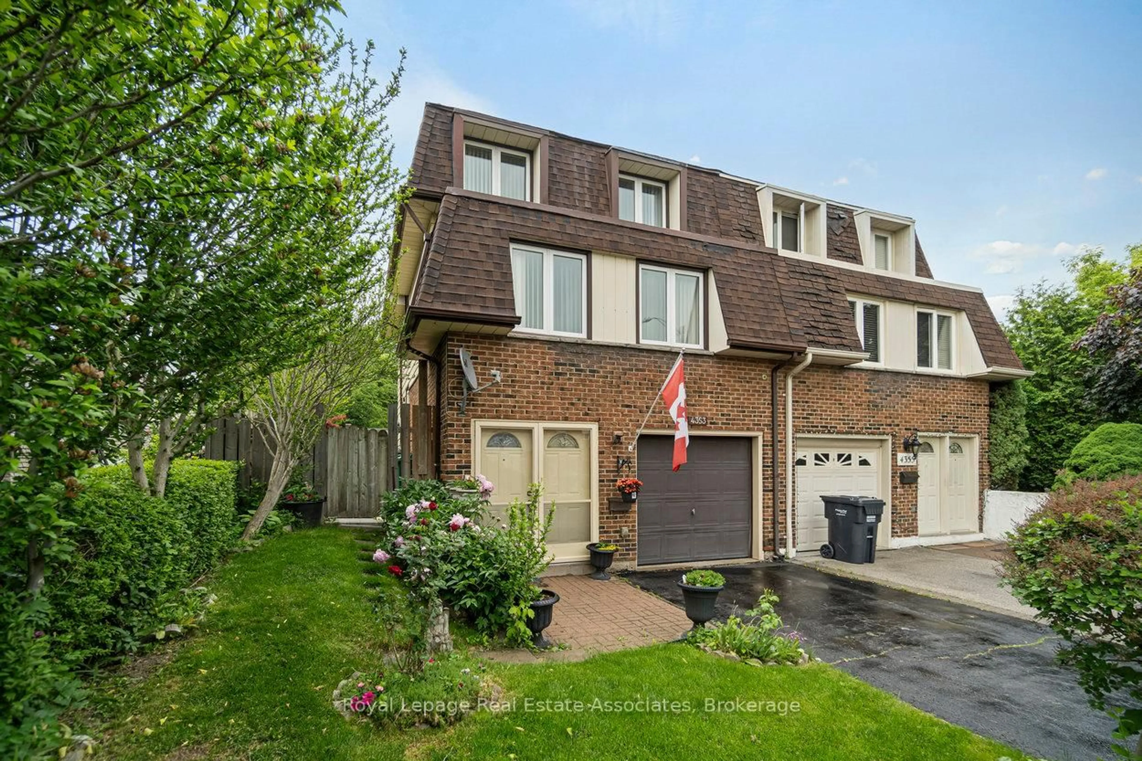 Home with brick exterior material, street for 4353 Brandon Gate Dr, Mississauga Ontario L4T 3K6