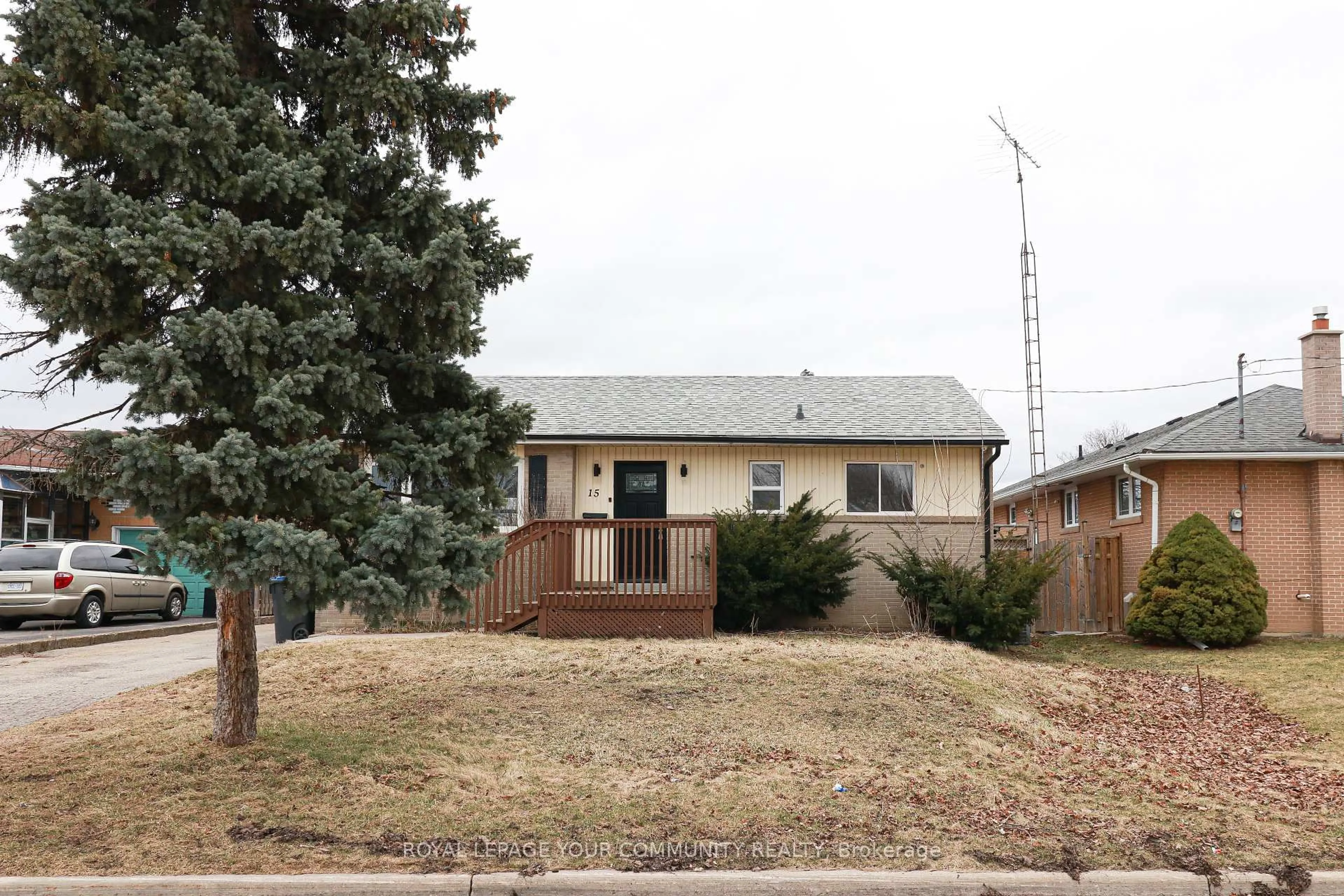 Home with brick exterior material, street for 15 Golding Ave, Brampton Ontario L6W 1M5