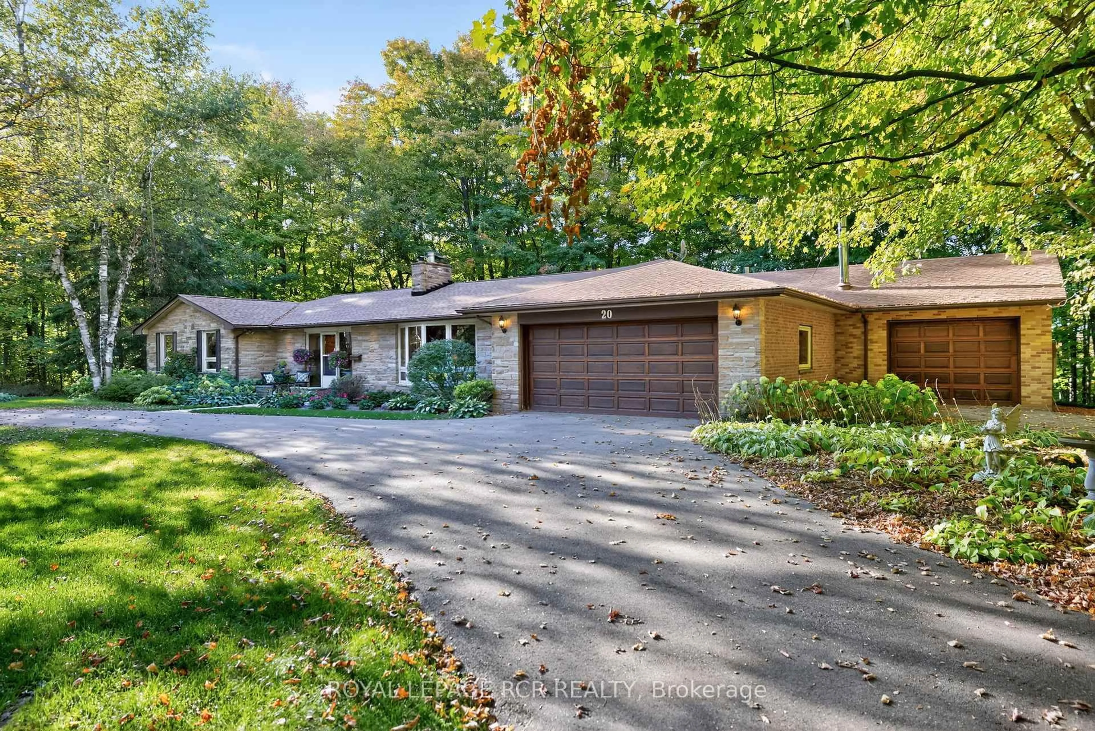 Unknown for 20 Caledon Mountain Dr, Caledon Ontario L7K 0G1